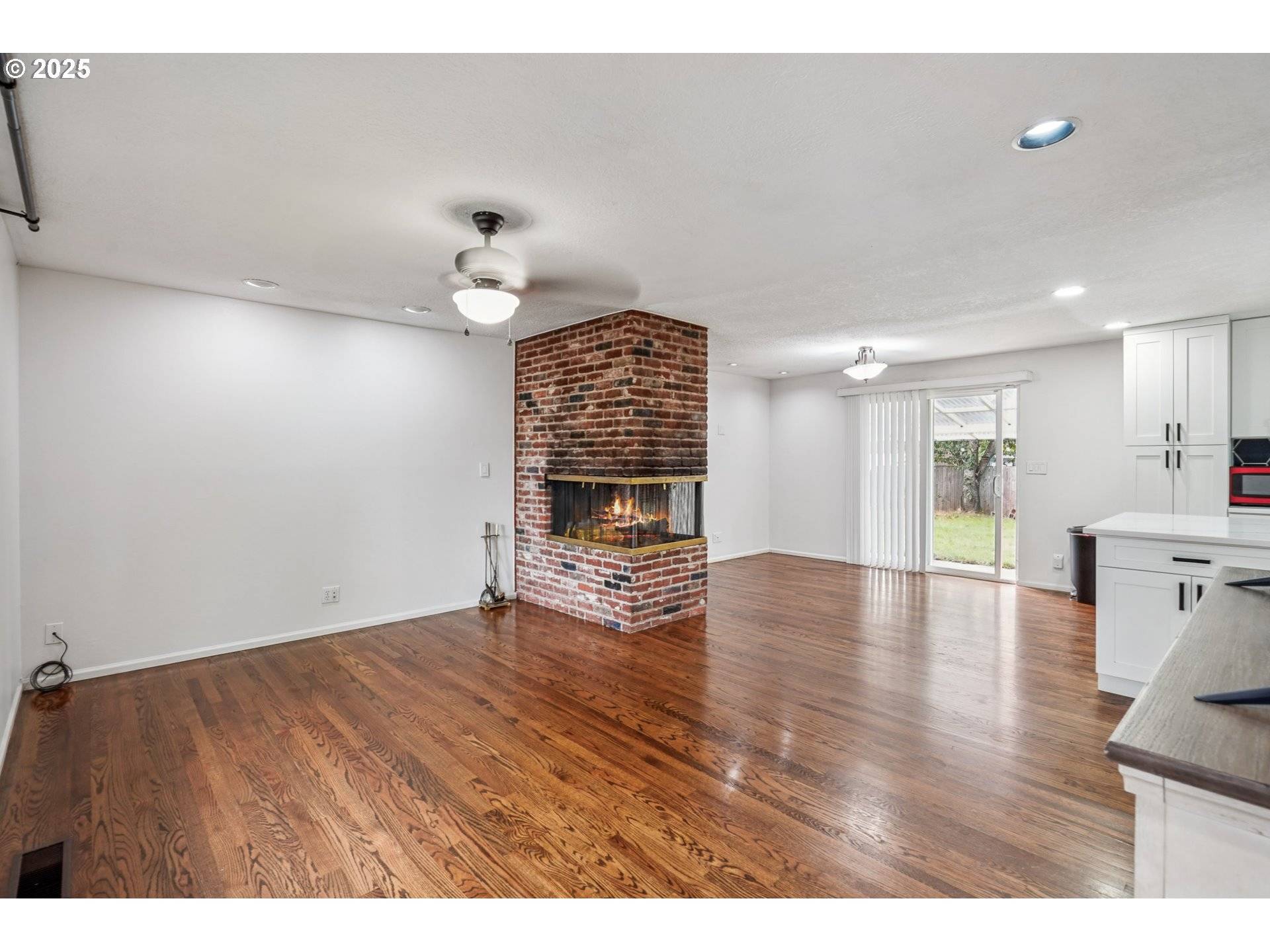 Portland, OR 97233,2209 SE 178TH AVE