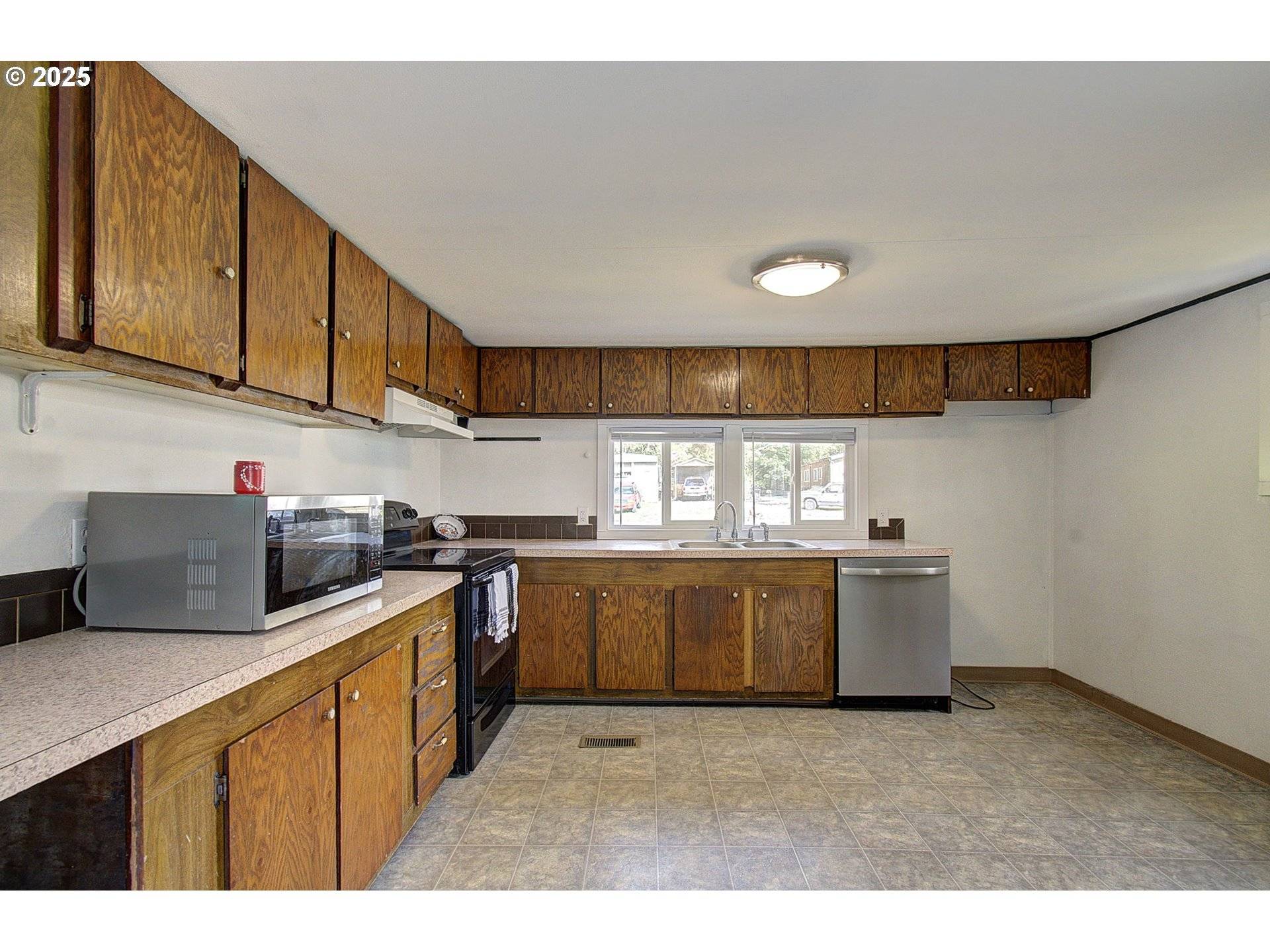 Castle Rock, WA 98611,107 GUINEVERE CT