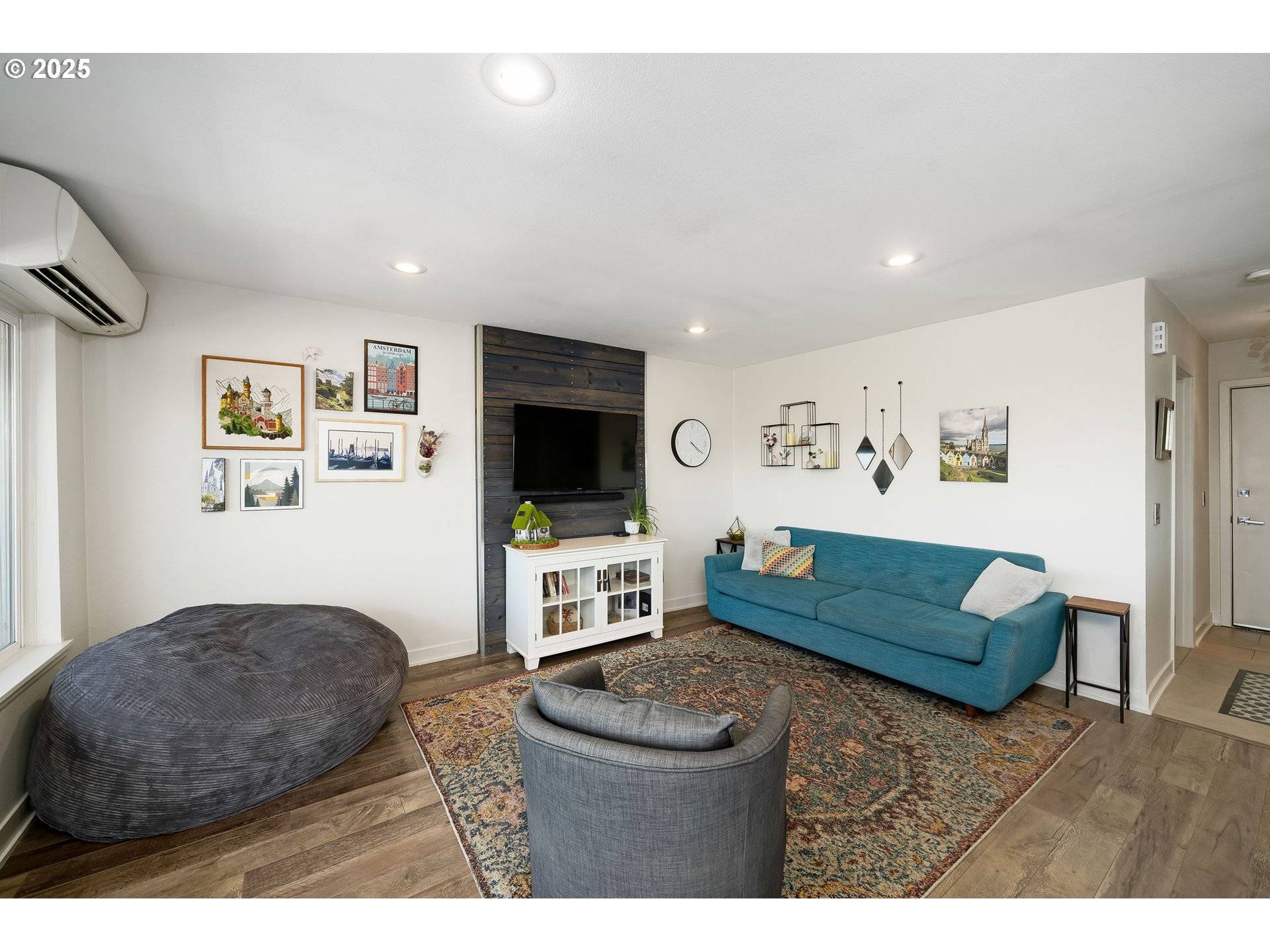 Portland, OR 97239,3515 SW BARBUR BLVD #S2