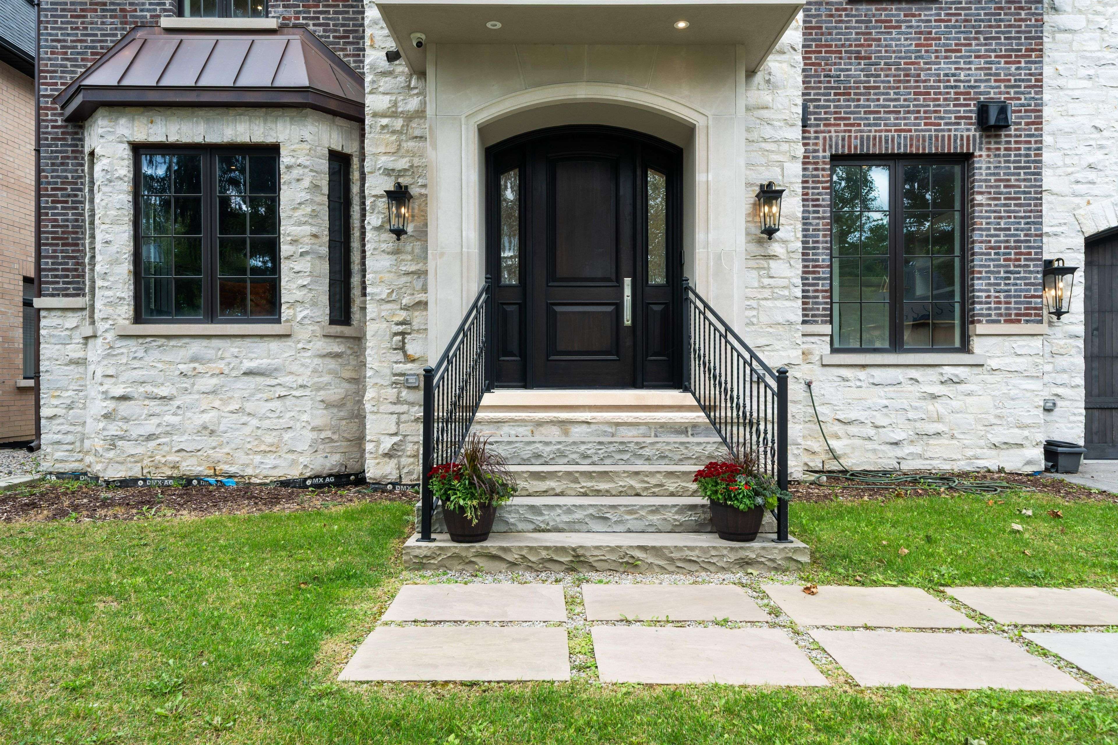 Markham, ON L3P 1T1,38 Galsworthy DR