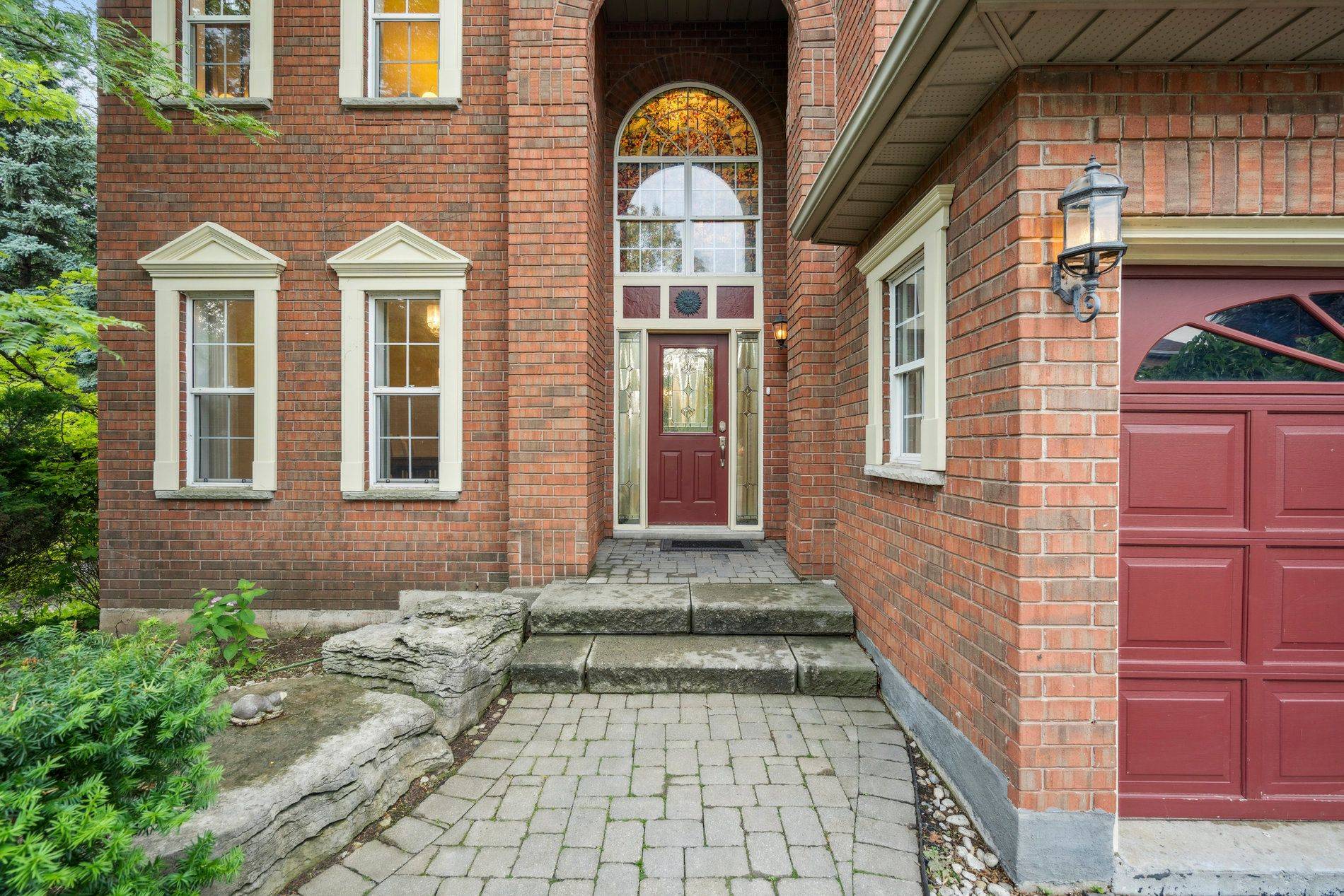 2322 Woodridge WAY, Oakville, ON L6H 6S3