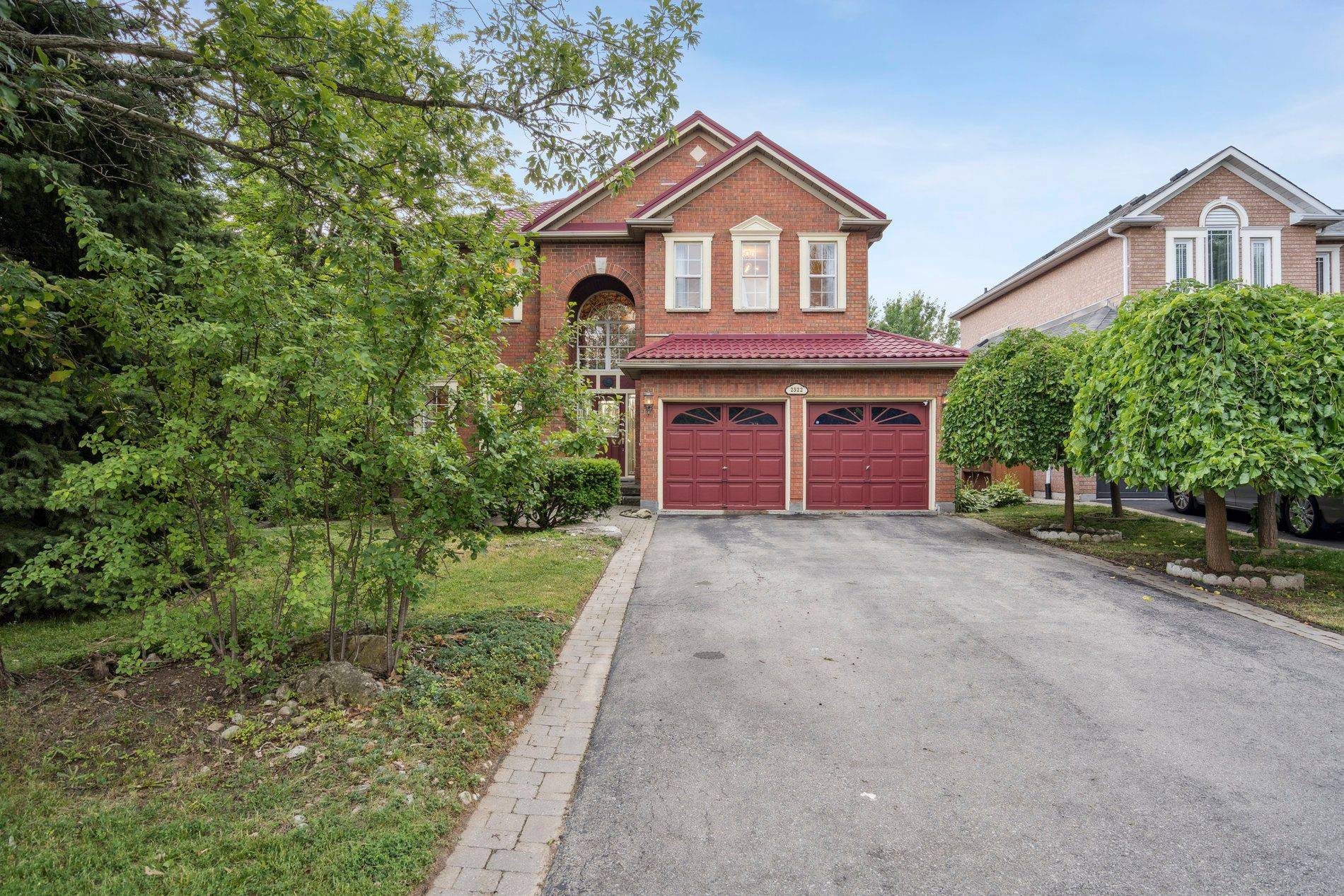 2322 Woodridge WAY, Oakville, ON L6H 6S3