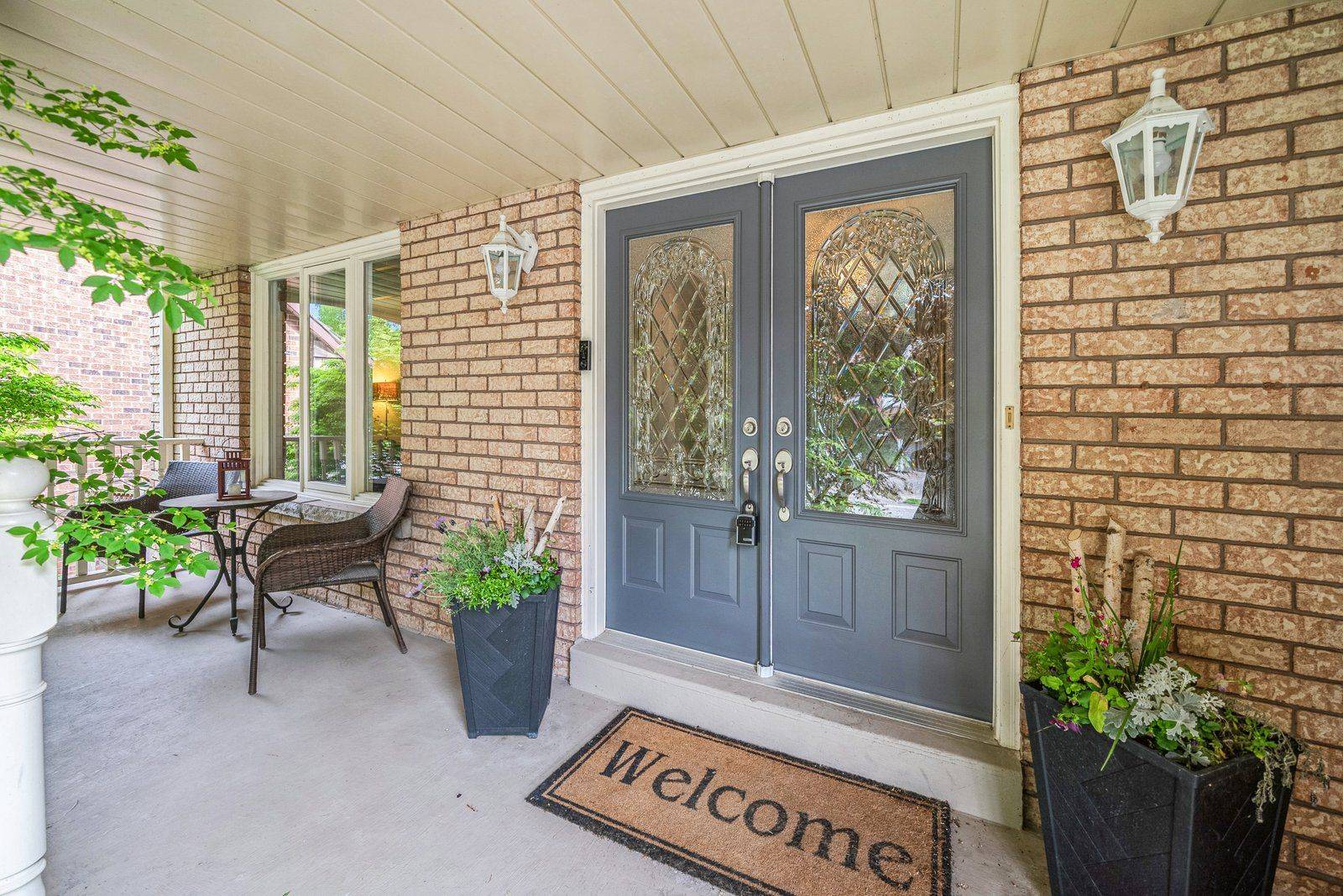 Pickering, ON L1X 2M4,921 Duncannon DR