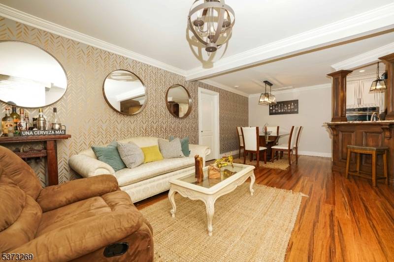 Helmetta Boro, NJ 08828,303 Raintree Ct