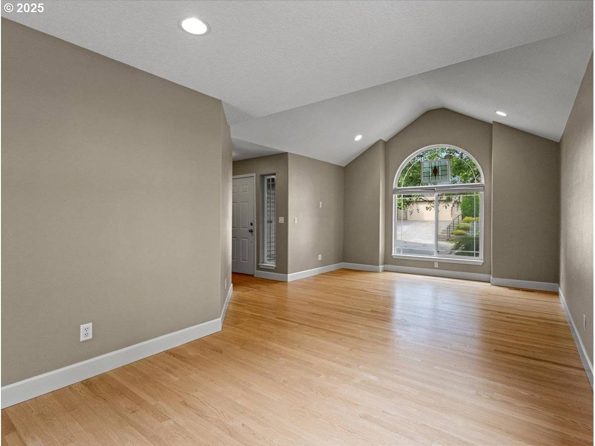 Sherwood, OR 97140,18318 SW WOODHAVEN DR