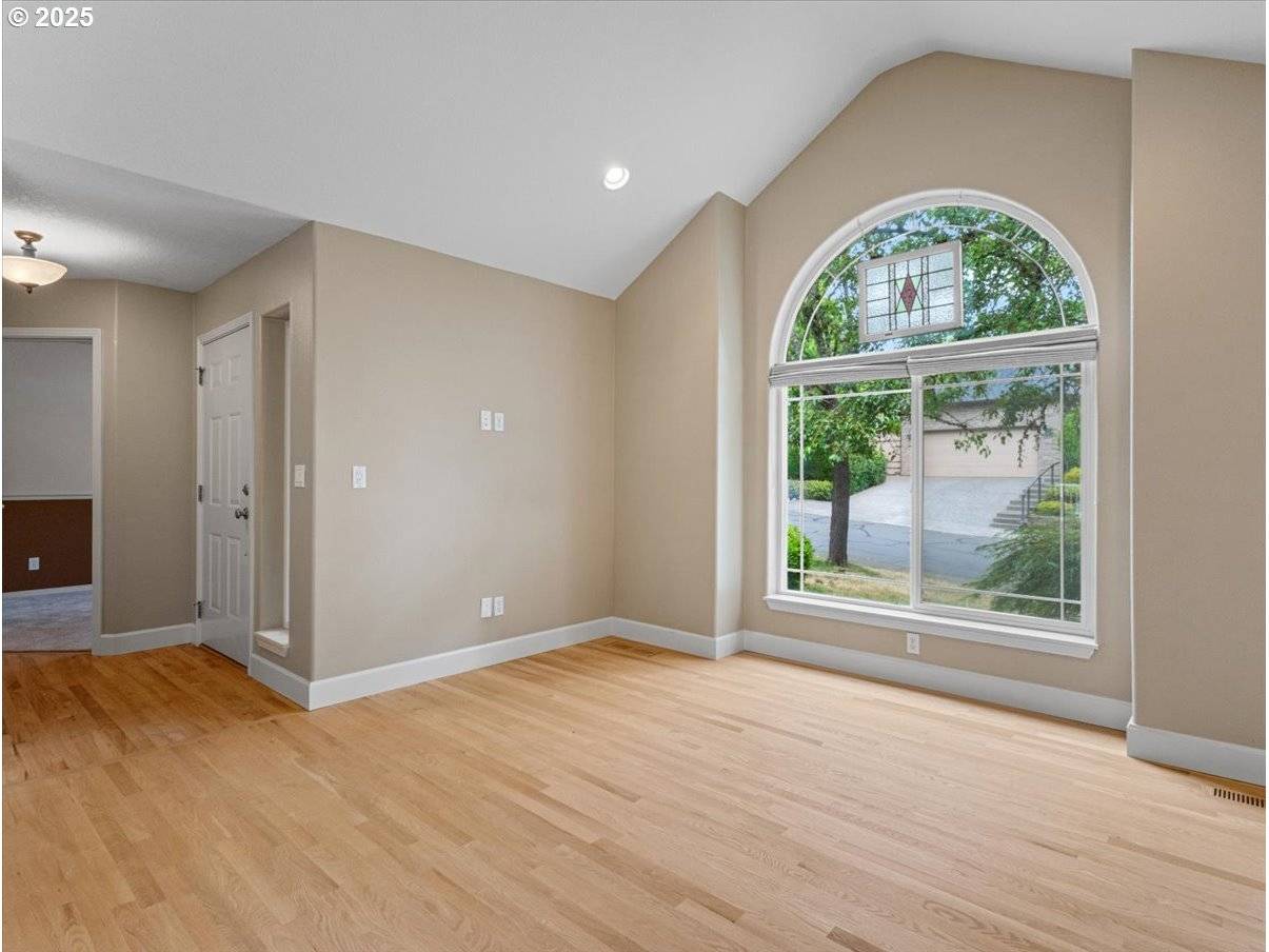 Sherwood, OR 97140,18318 SW WOODHAVEN DR