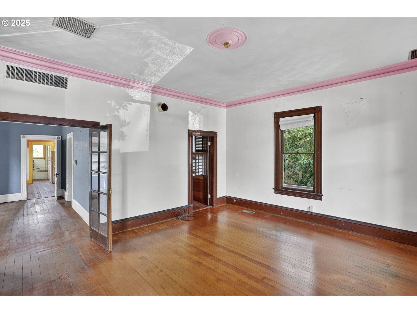 St Helens, OR 97051,280 S 1ST ST