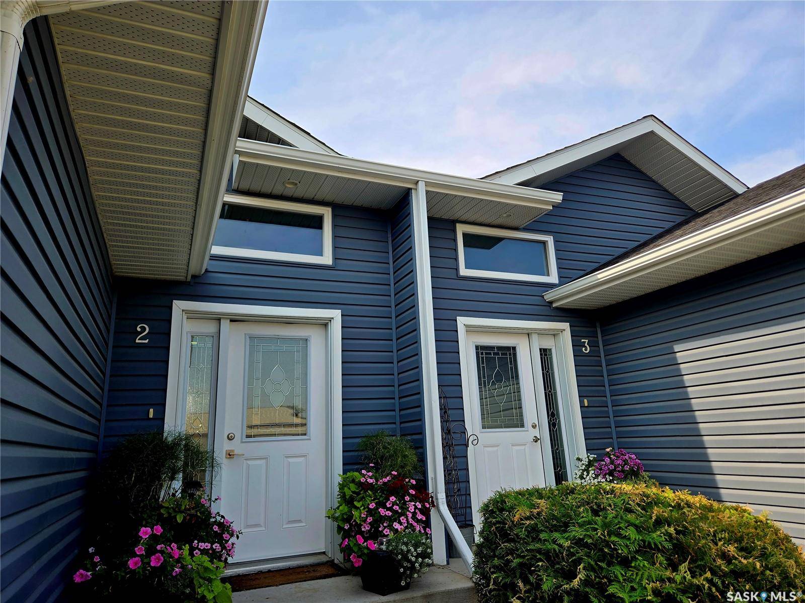 Delisle, SK S0L 0P0,316 3rd STREET W #1-4