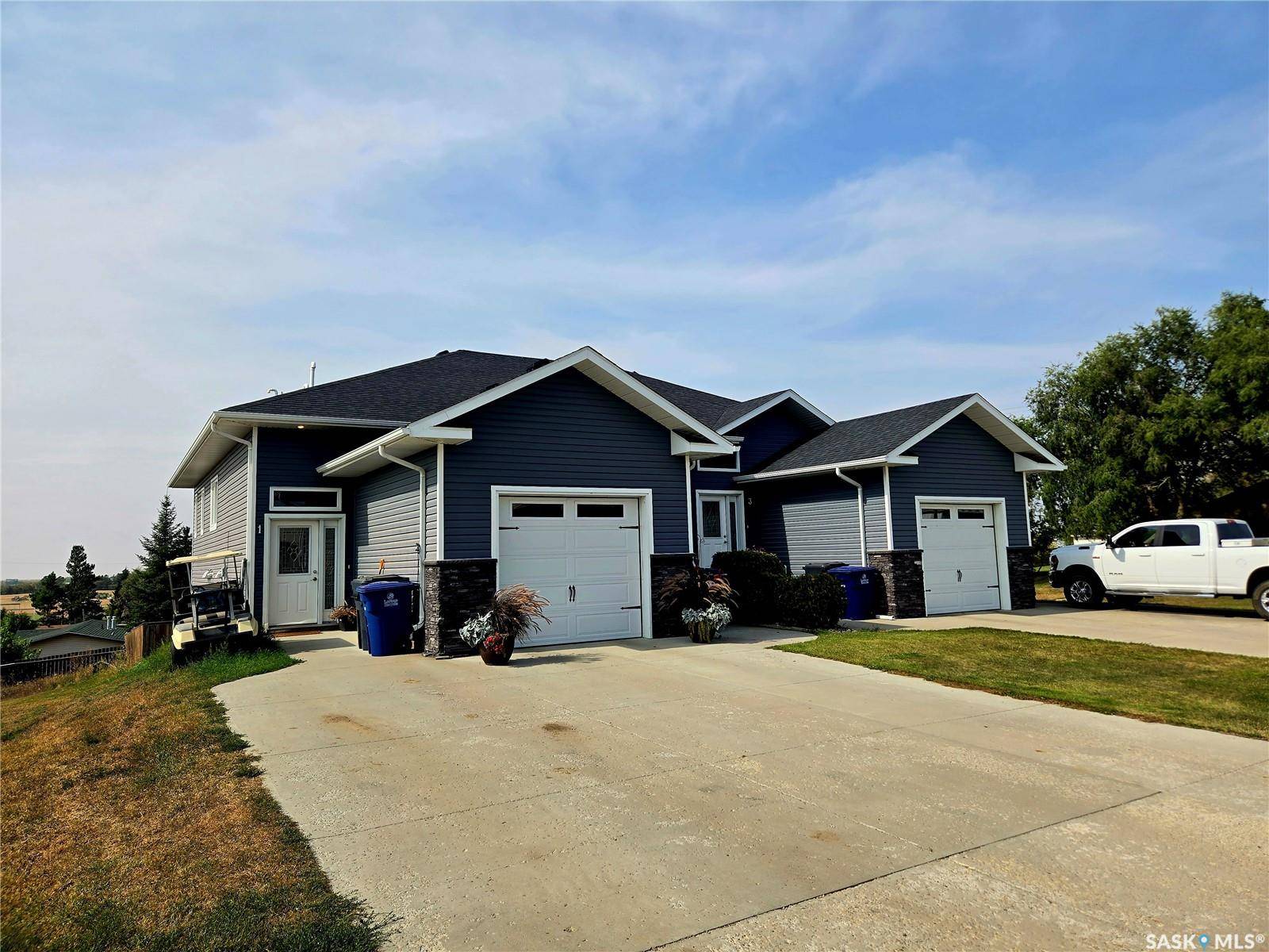 Delisle, SK S0L 0P0,316 3rd STREET W #1-4