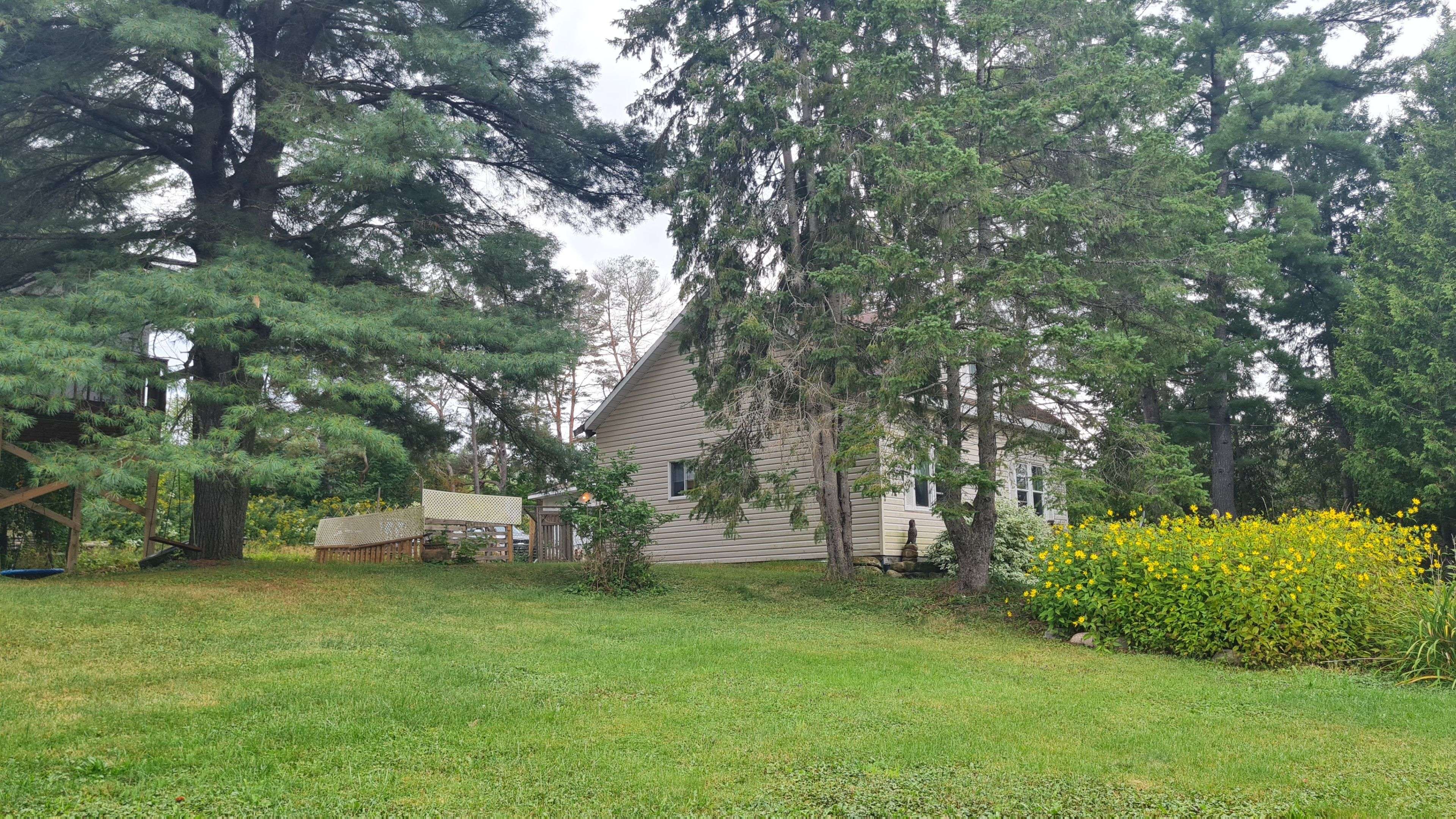 Lake Of Bays, ON P1H 2J6,2324 60 HWY N