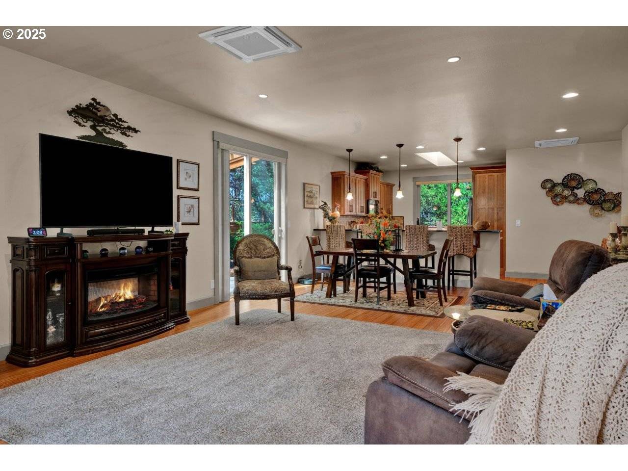 Florence, OR 97439,1037 Royal St Georges DR