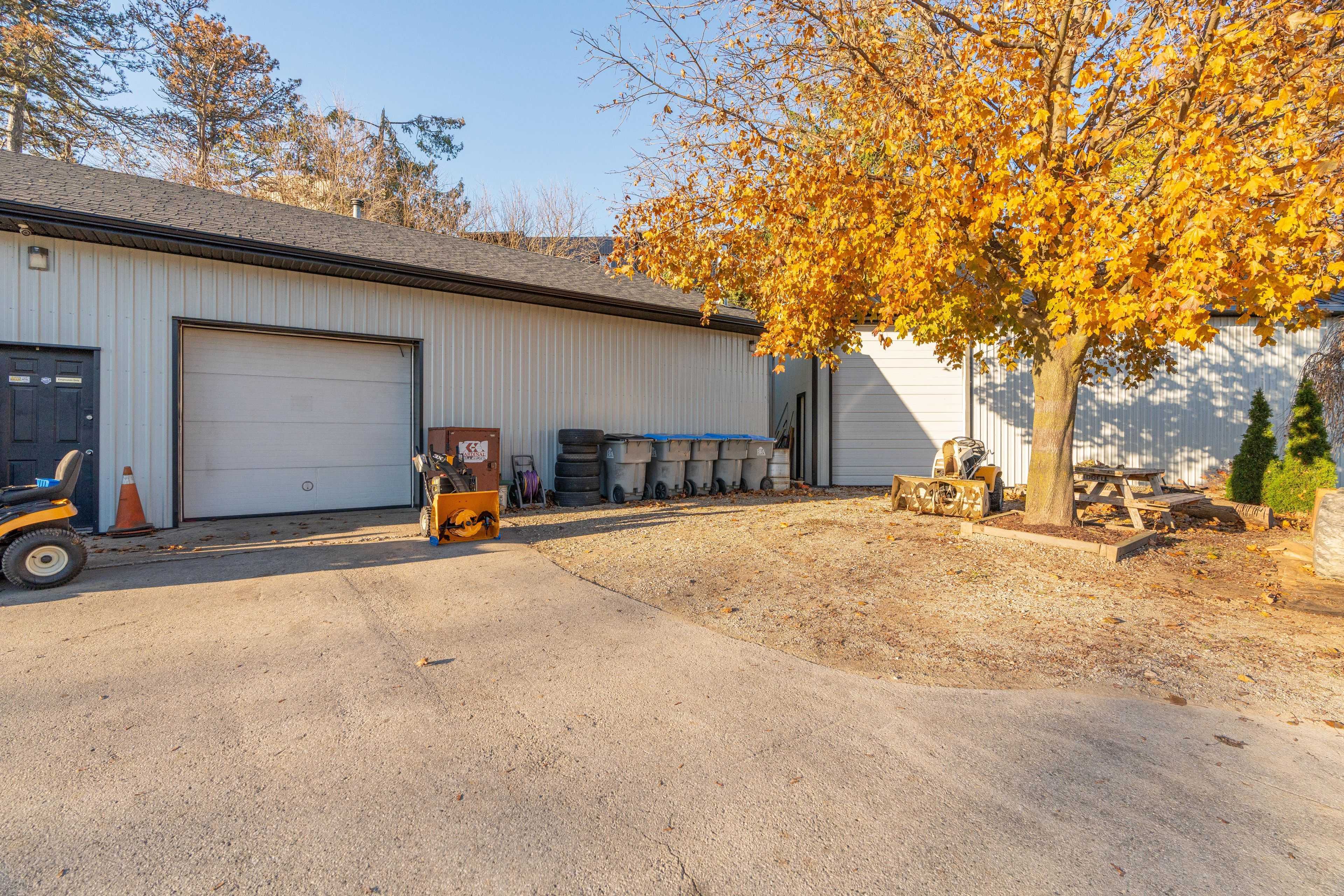 Strathroy-caradoc, ON N7G 1N4,281 Metcalfe ST W