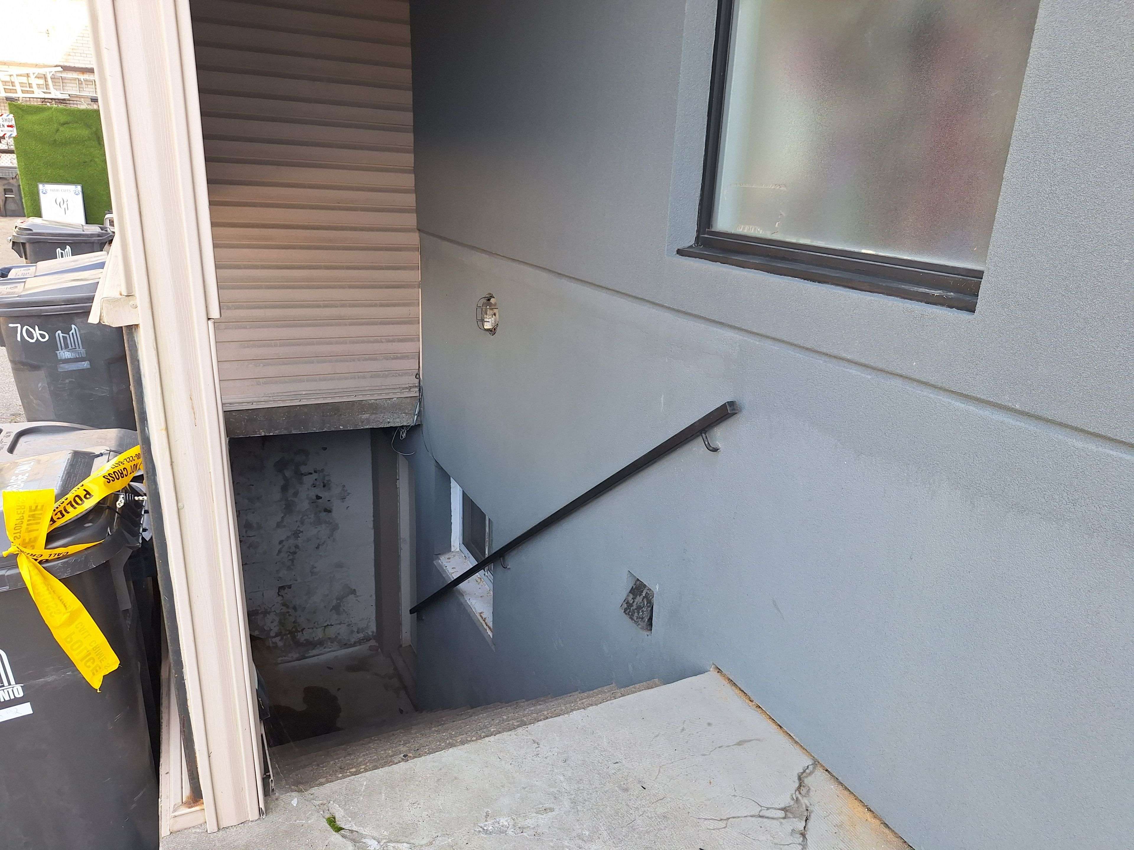 Toronto W05, ON M3K 1E1,706 Wilson AVE