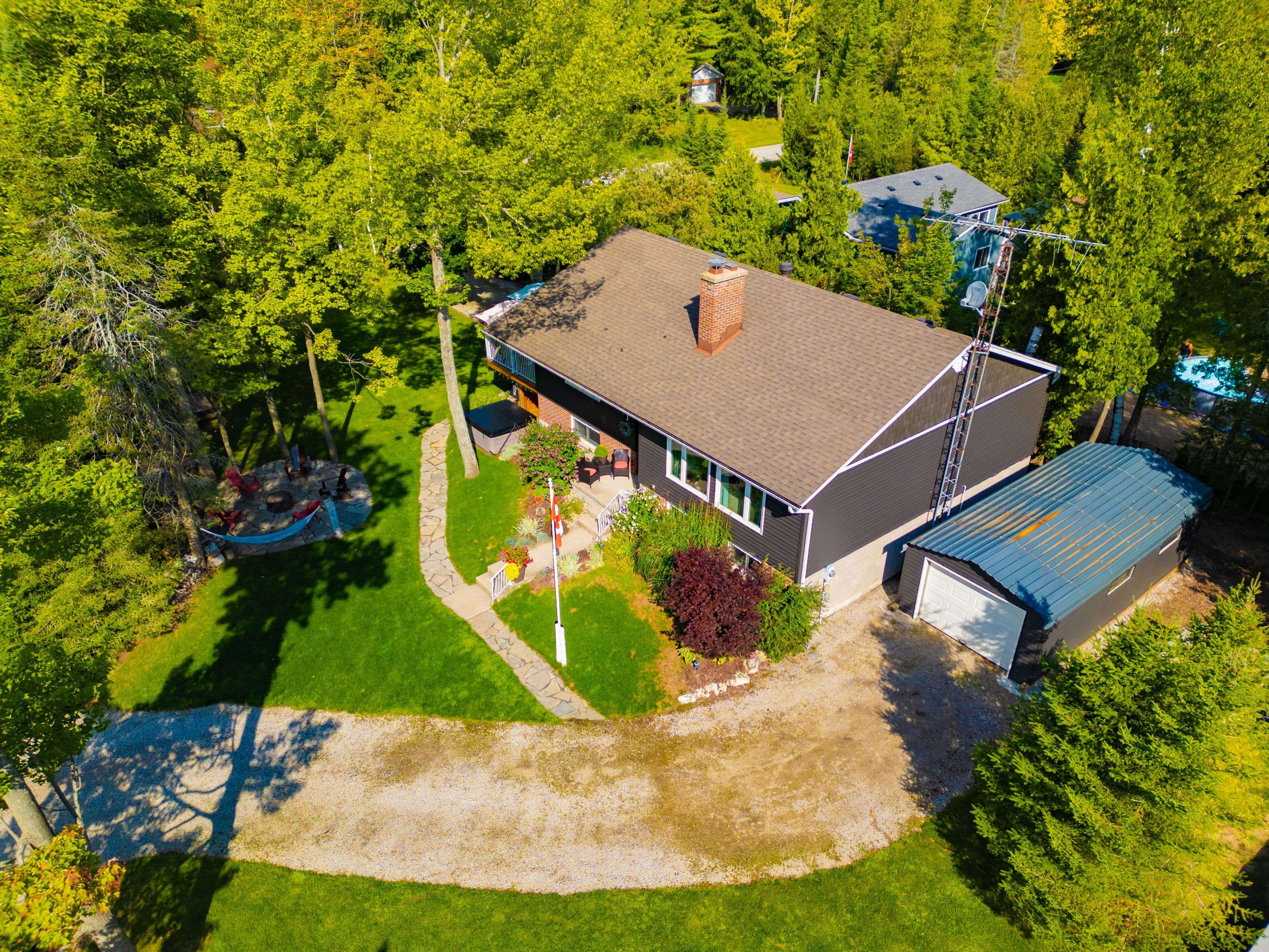 South Bruce Peninsula, ON N0H 2G0,403 Simcoe AVE