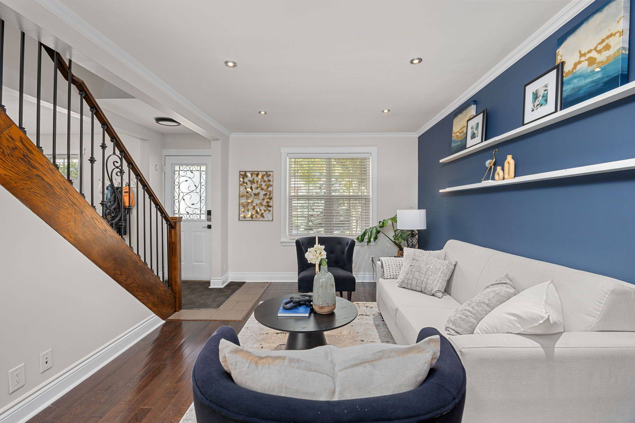 Toronto E08, ON M1M 3L1,41 Allister AVE