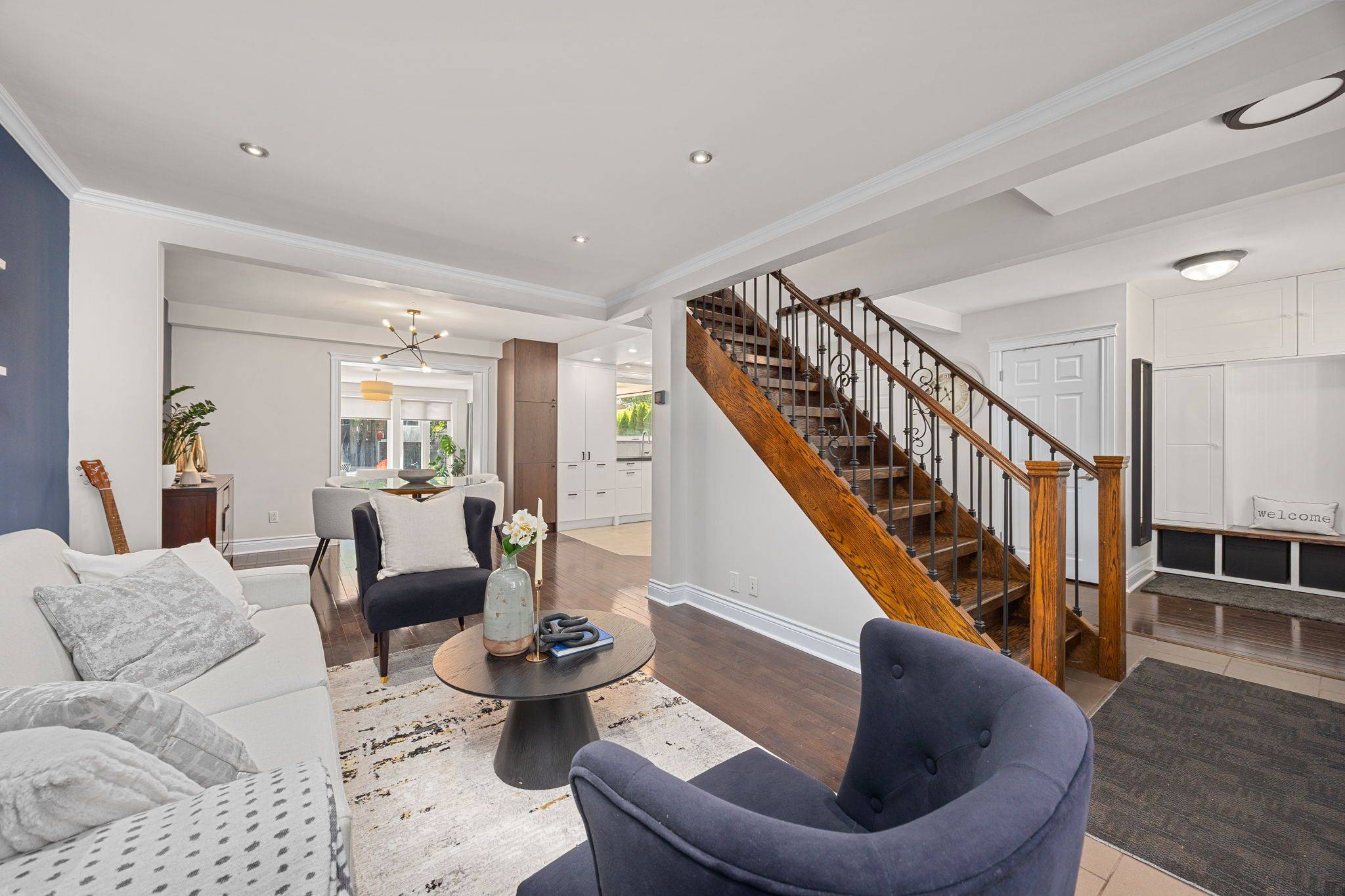 Toronto E08, ON M1M 3L1,41 Allister AVE