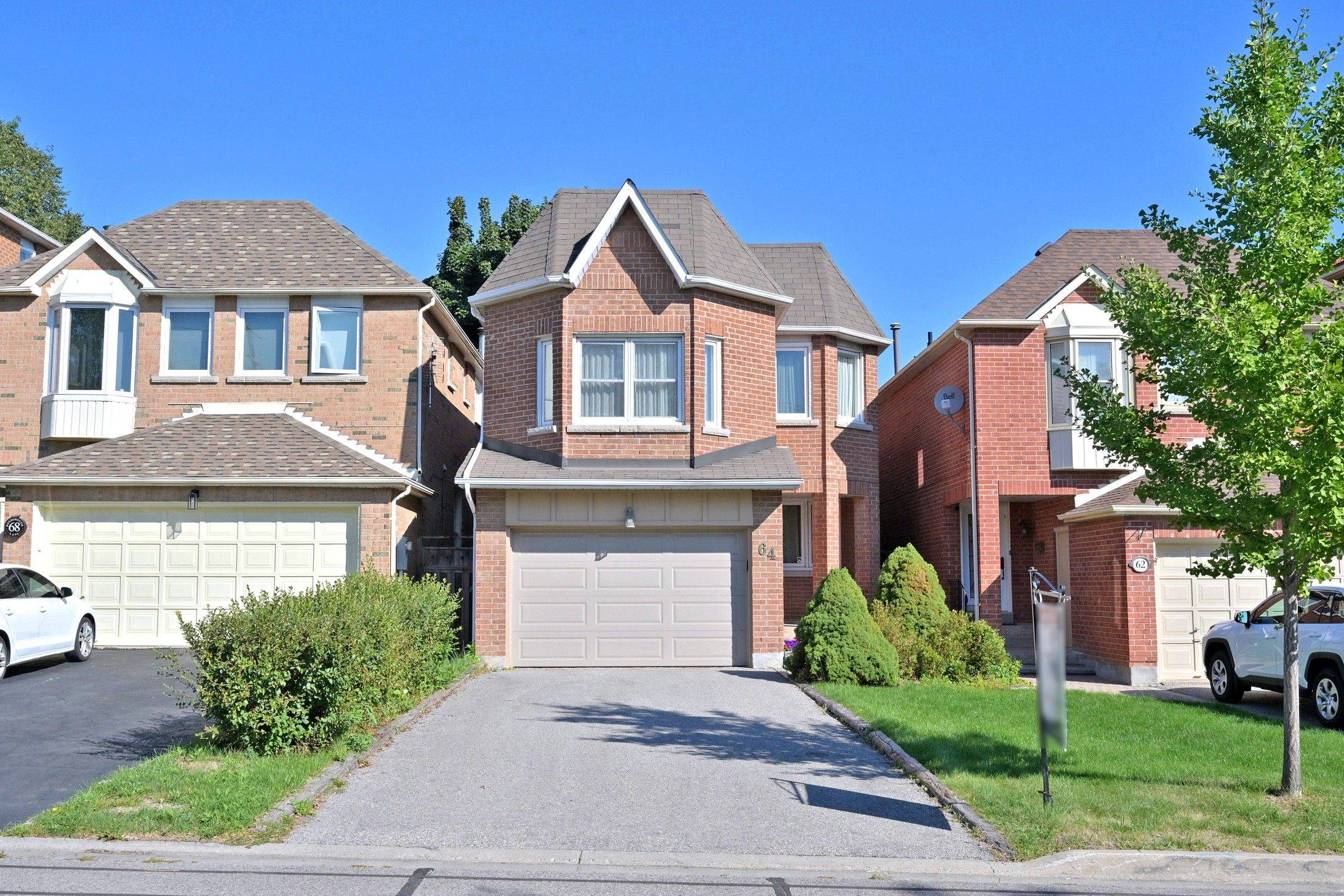 Vaughan, ON L4J 4S9,64 Roxborough LN