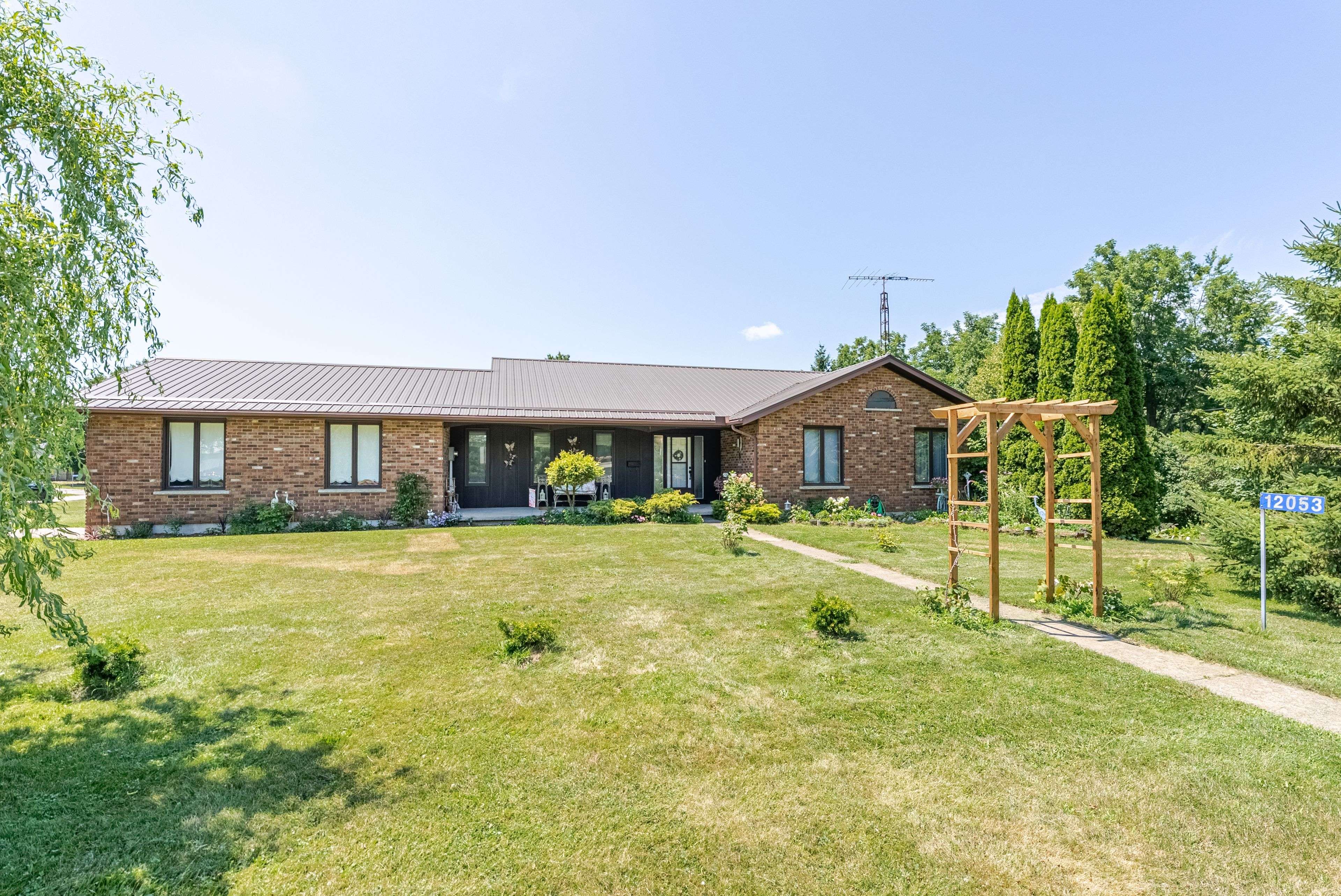 Malahide, ON N0L 2J0,12053 Whittaker RD