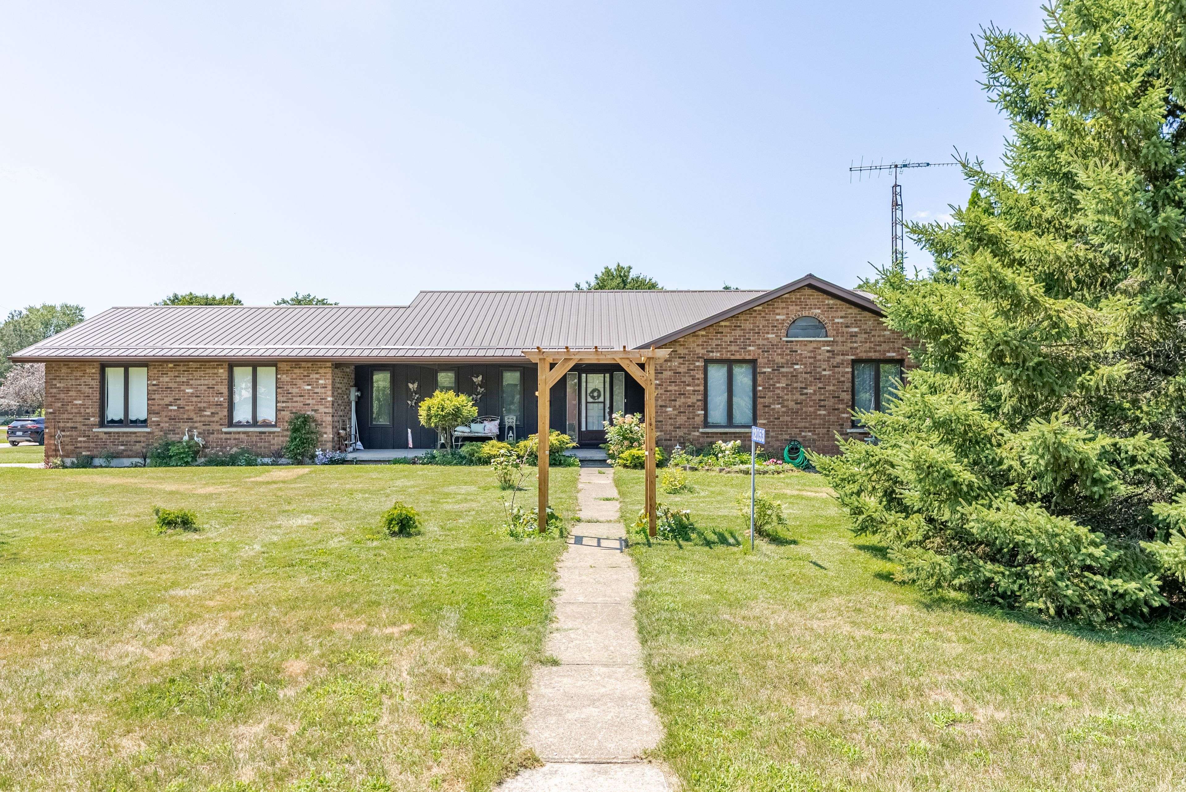 Malahide, ON N0L 2J0,12053 Whittaker RD