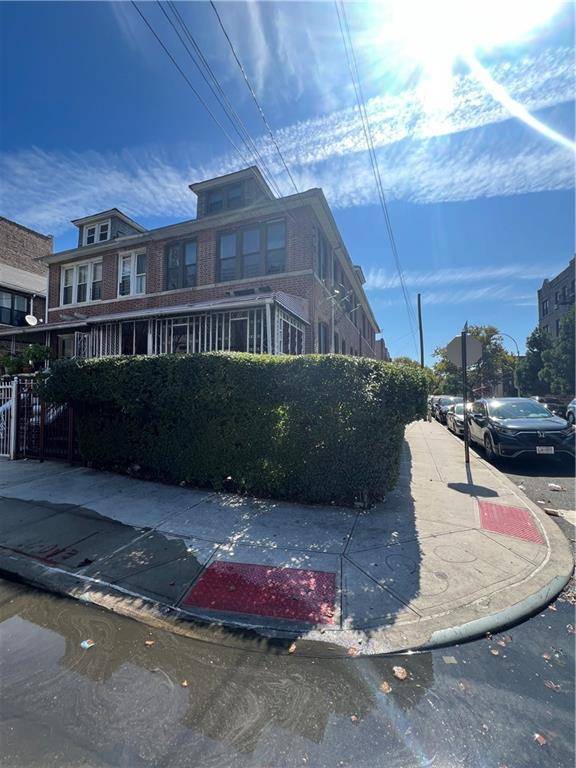 Brooklyn, NY 11212,1040 Willmohr ST