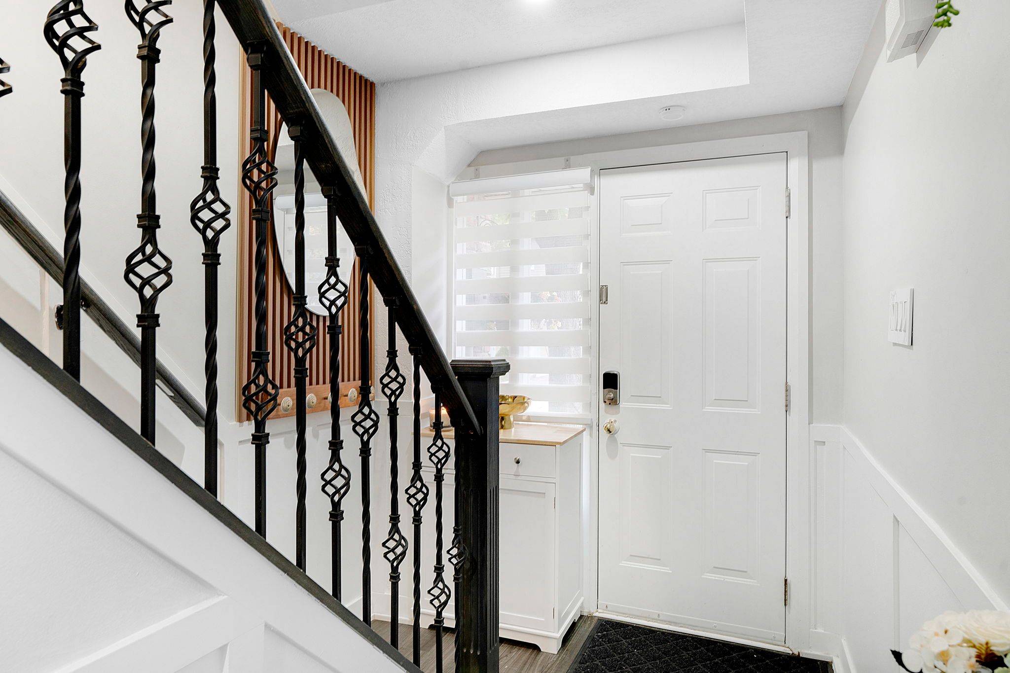 Brampton, ON L6T 4C9,90 Enmount DR