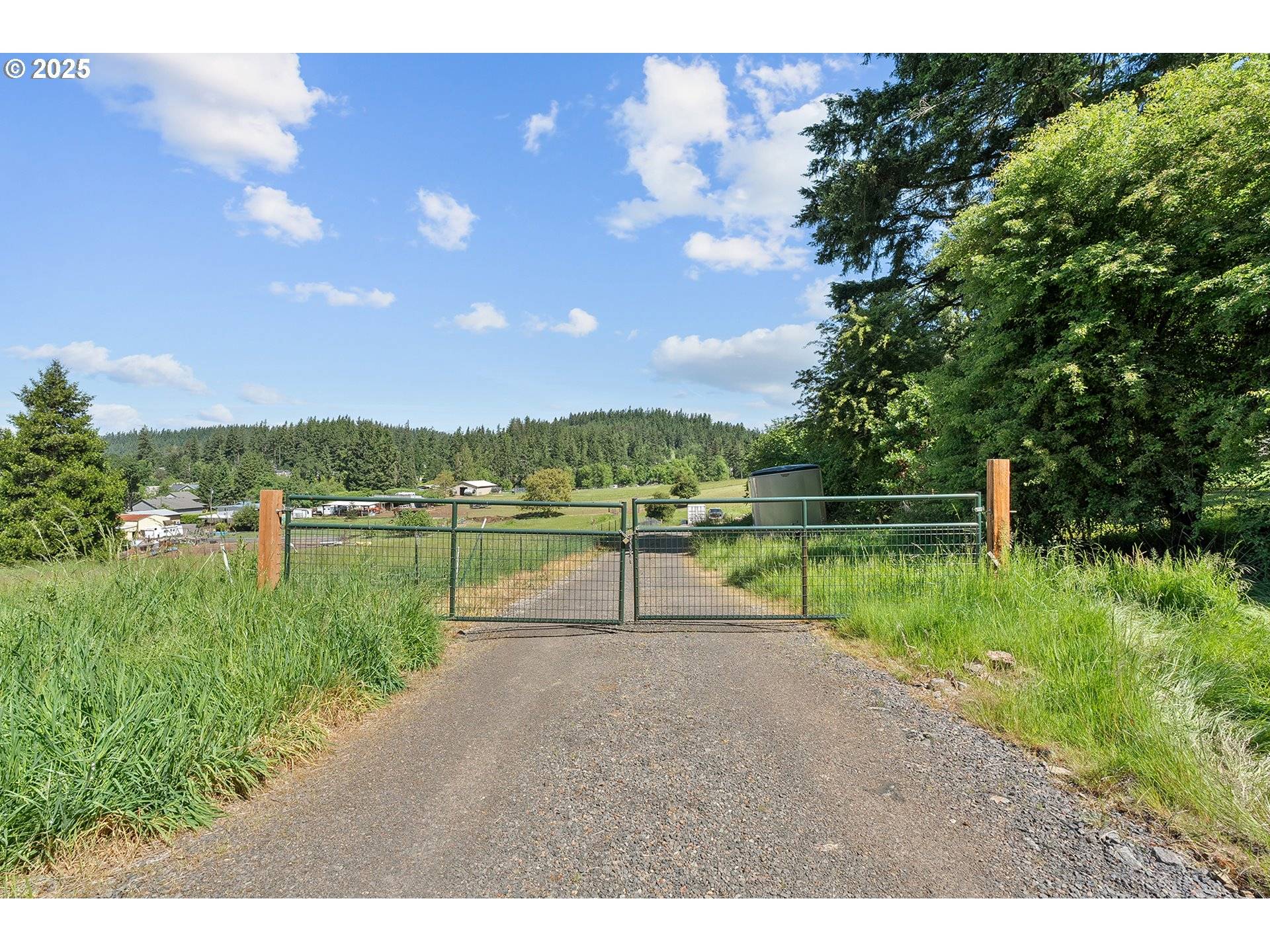 Oregon City, OR 97045,16488 S BRADLEY RD