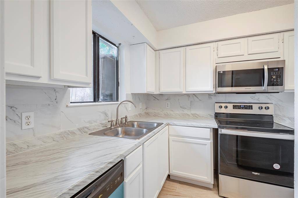 Dallas, TX 75214,6646 E Lovers Lane #1006