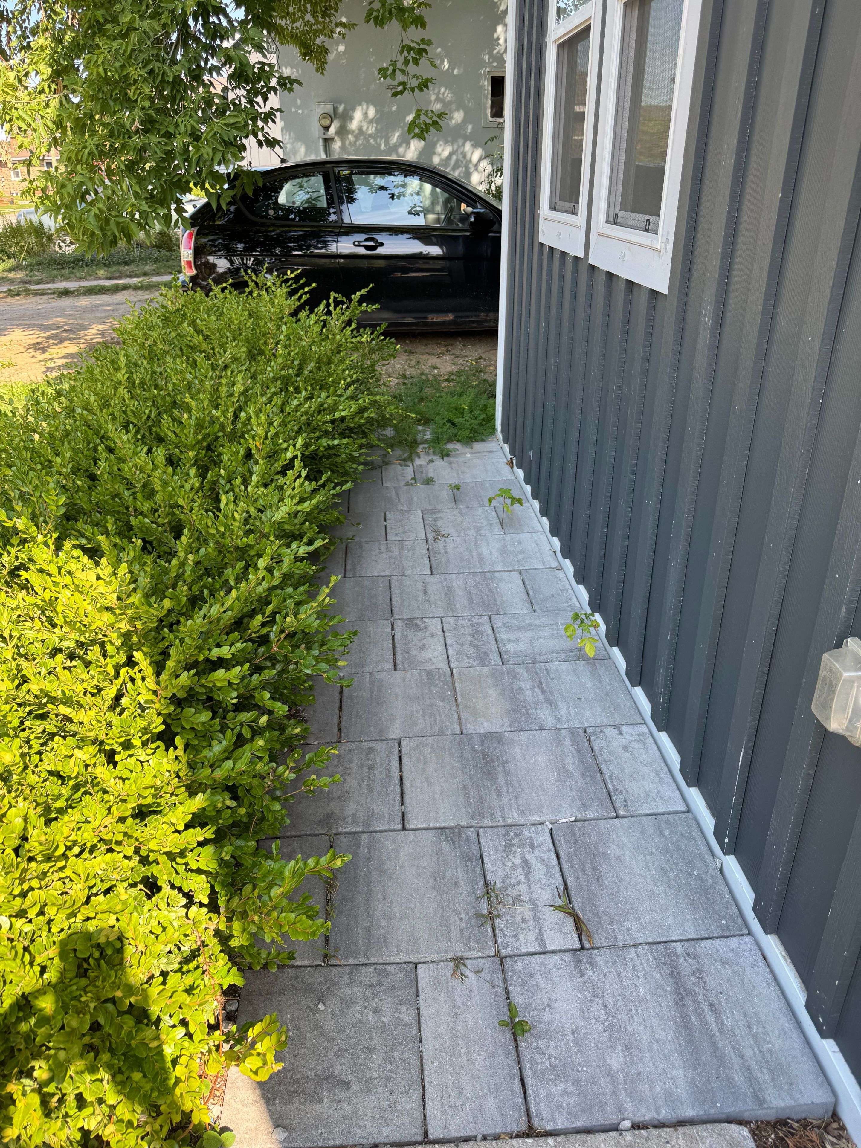 Barrie, ON L4N 3C3,49 Sanford ST