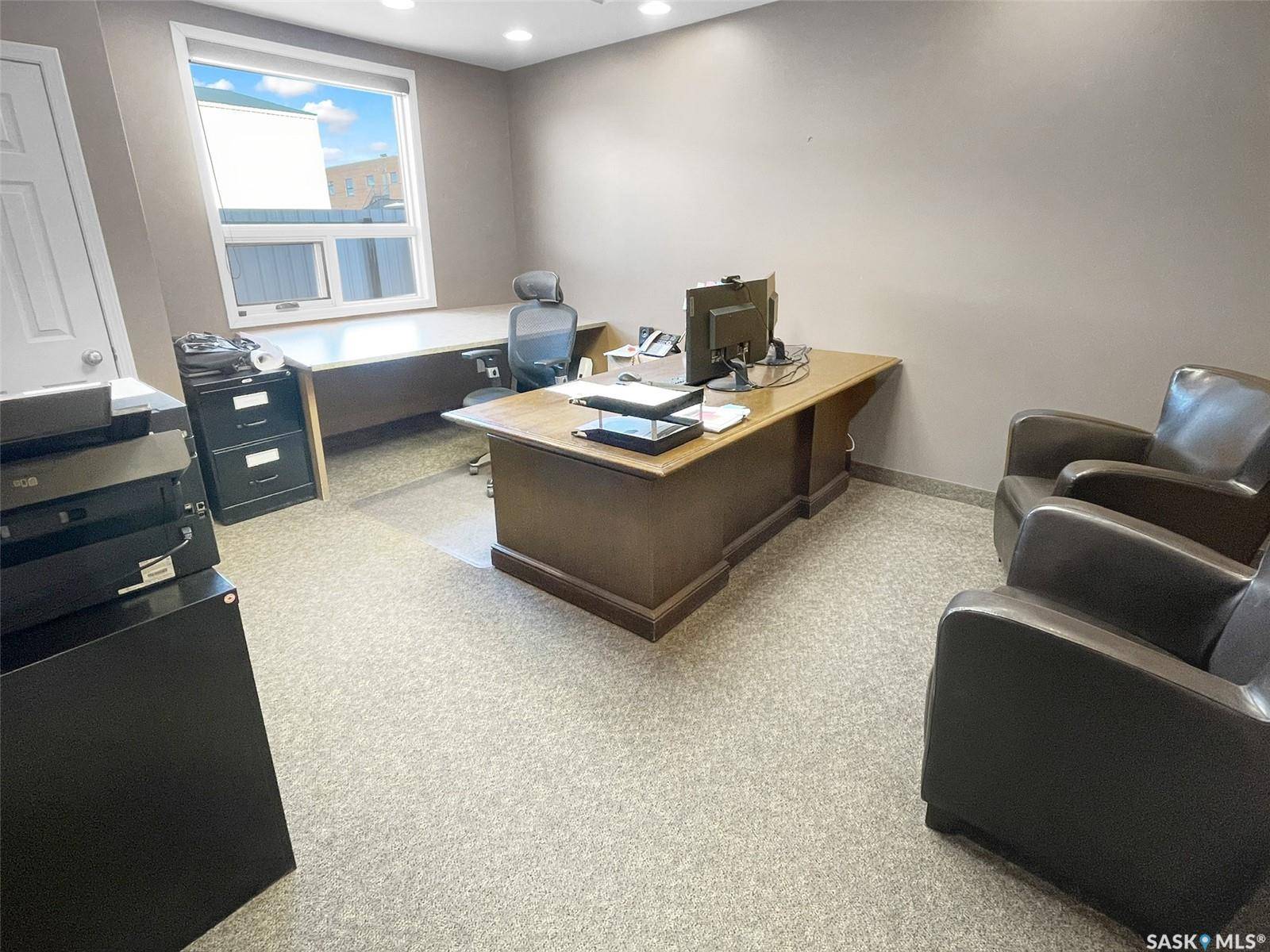 Swift Current, SK S9H 4T4,37 5th AVENUE NW