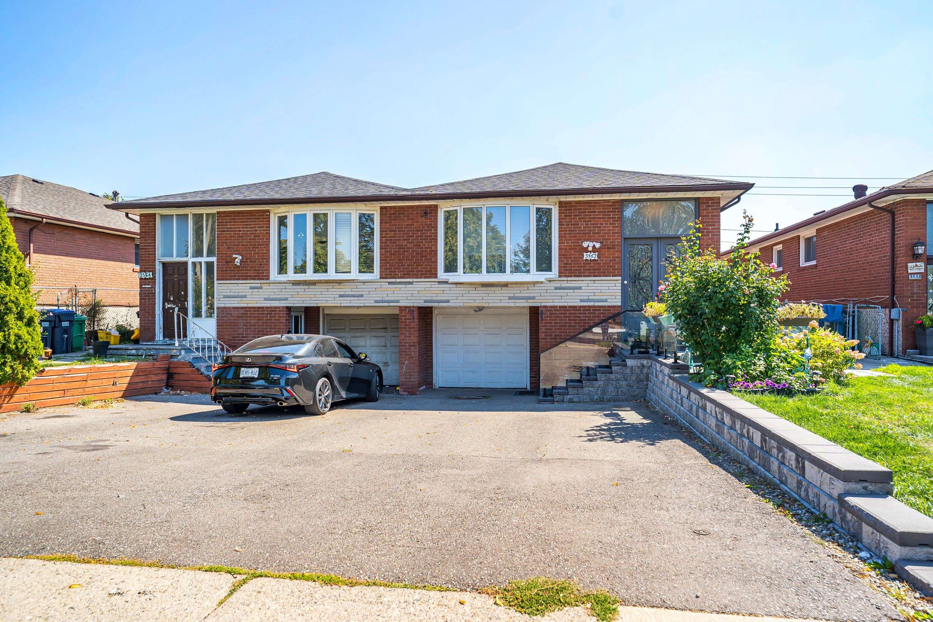 Mississauga, ON L4T 1N1,3562 Laddie CRES