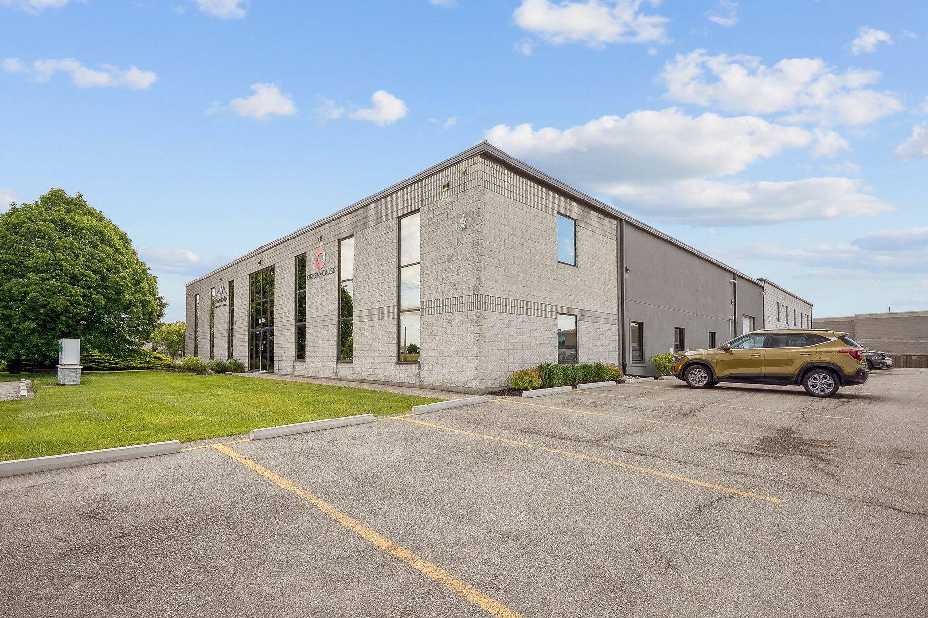 Hamilton, ON L9G 4V5,1336 Sandhill DR #3