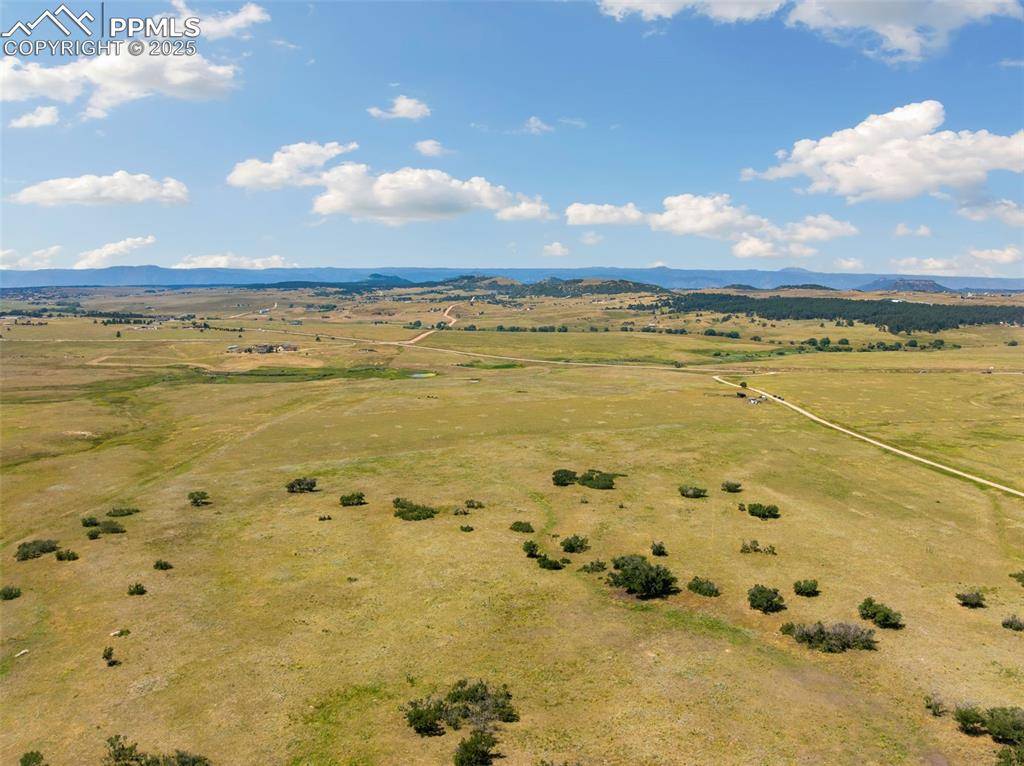 Larkspur, CO 80118,14252 S Highway 83