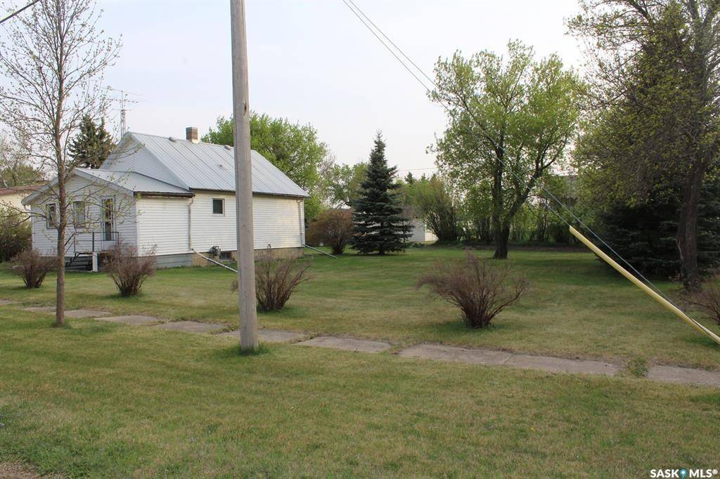 Alameda, SK S0C 0A0,110 7th AVENUE