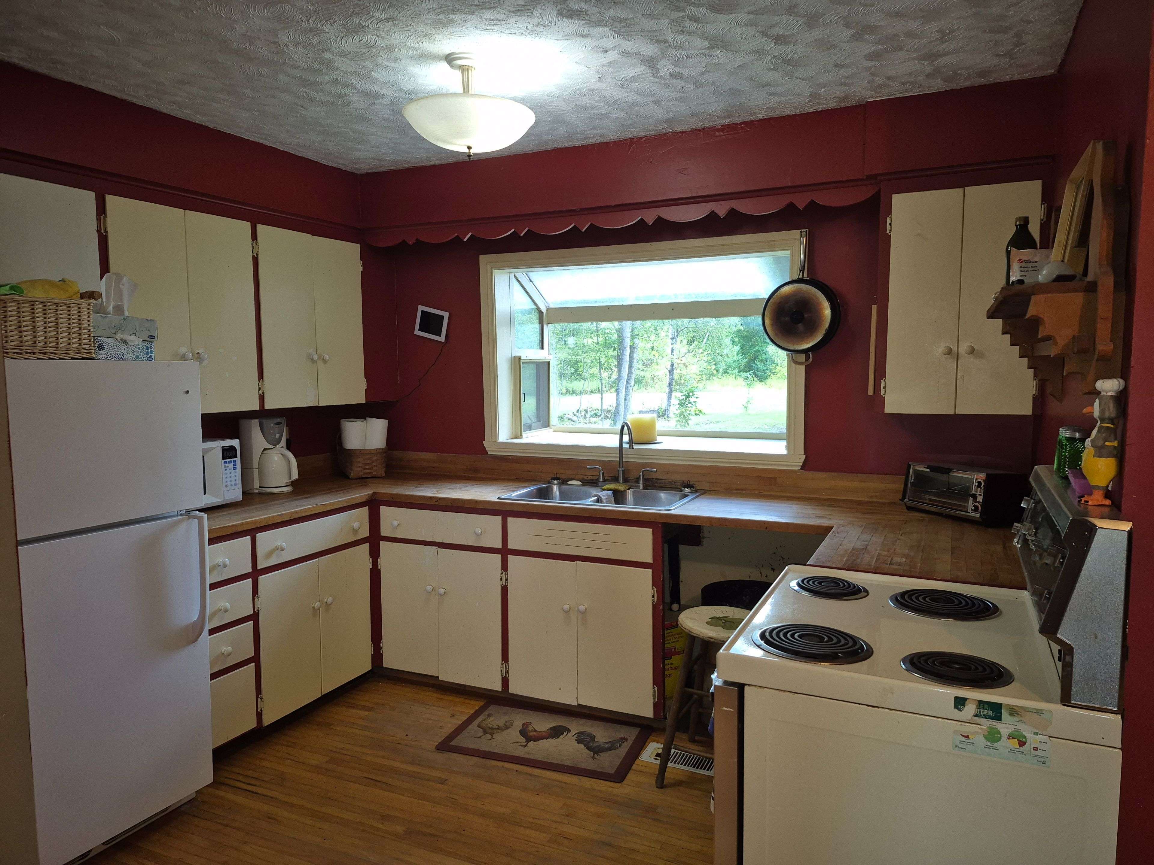 Mcnab/braeside, ON K7S 3G8,326 Calabogie RD