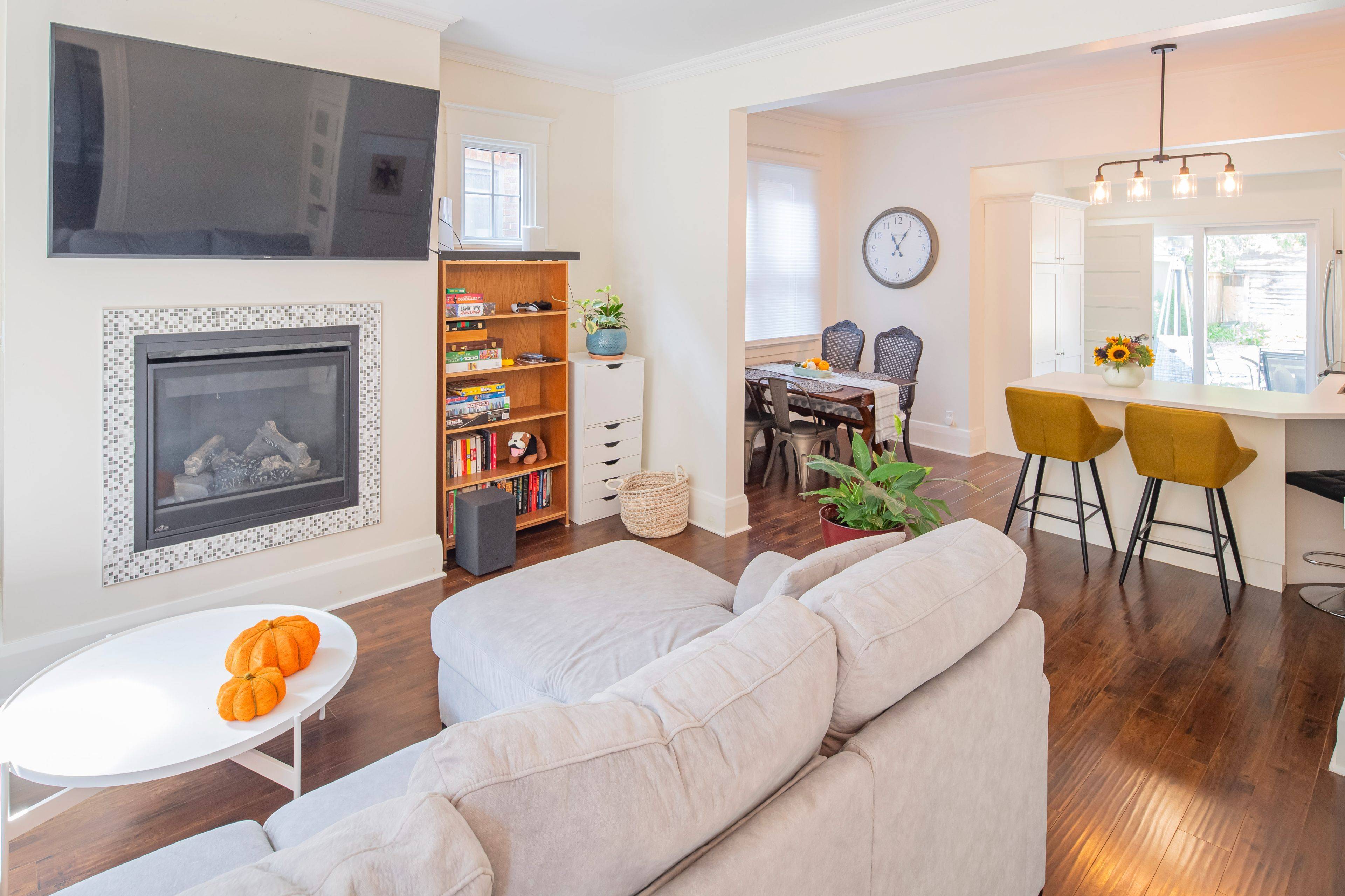 London East, ON N6A 4A1,871 COLBORNE ST