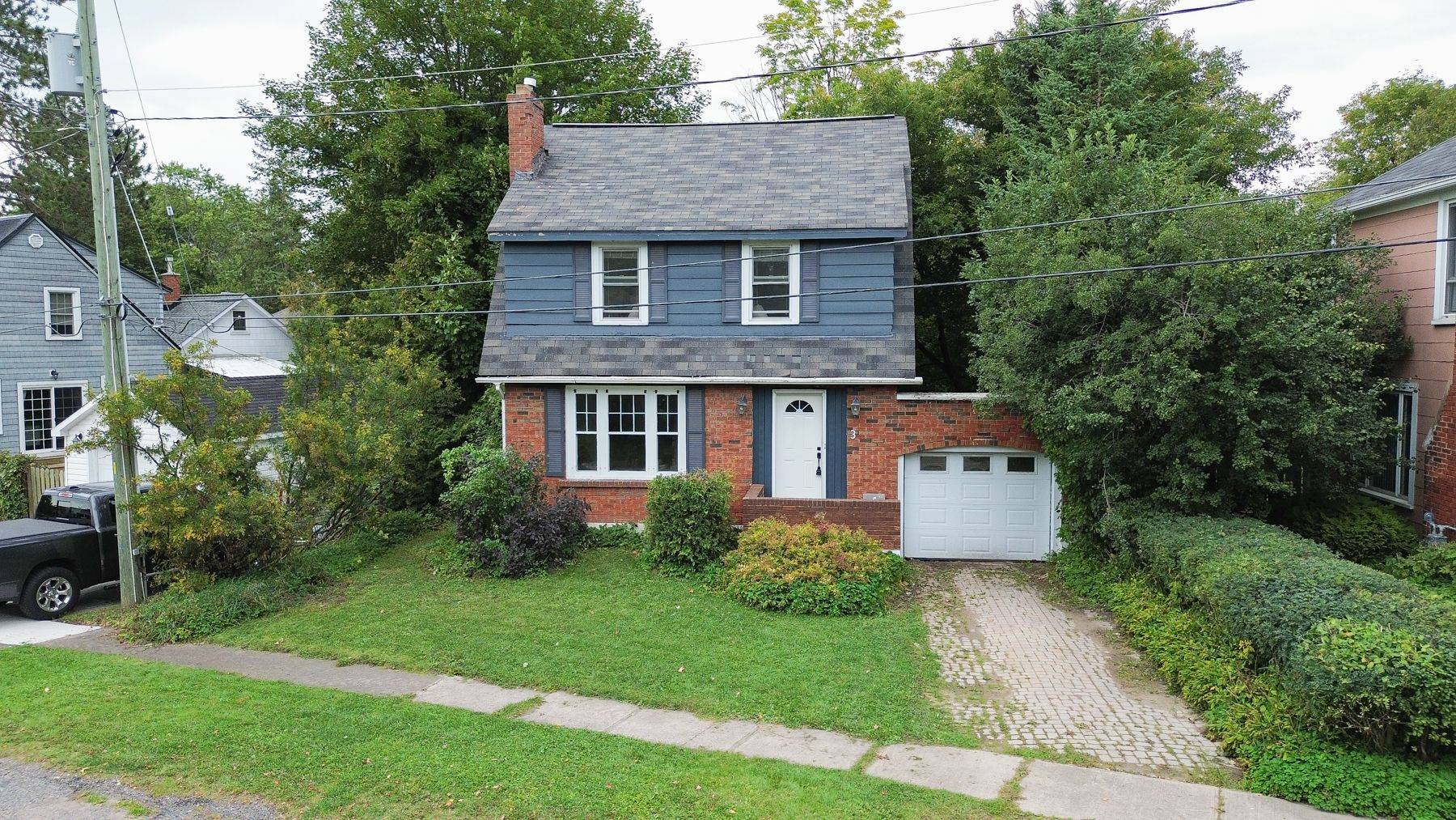 Sault Ste Marie, ON P6A 3X6,3 Riverview AVE