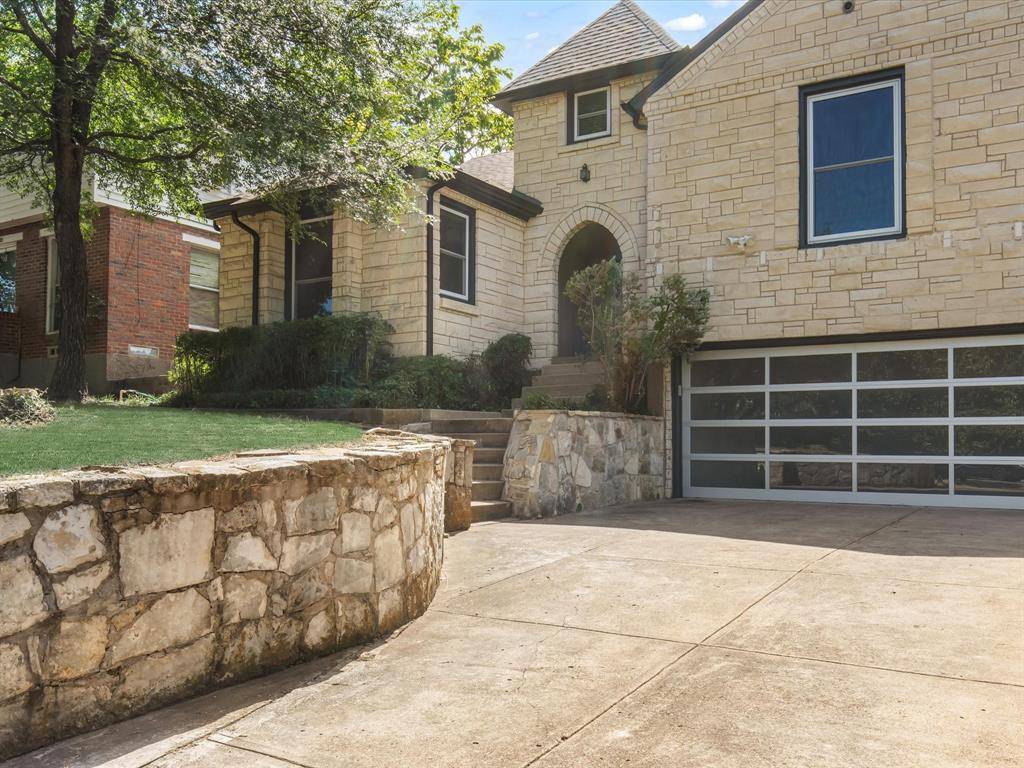 Dallas, TX 75208,315 N Montreal Avenue
