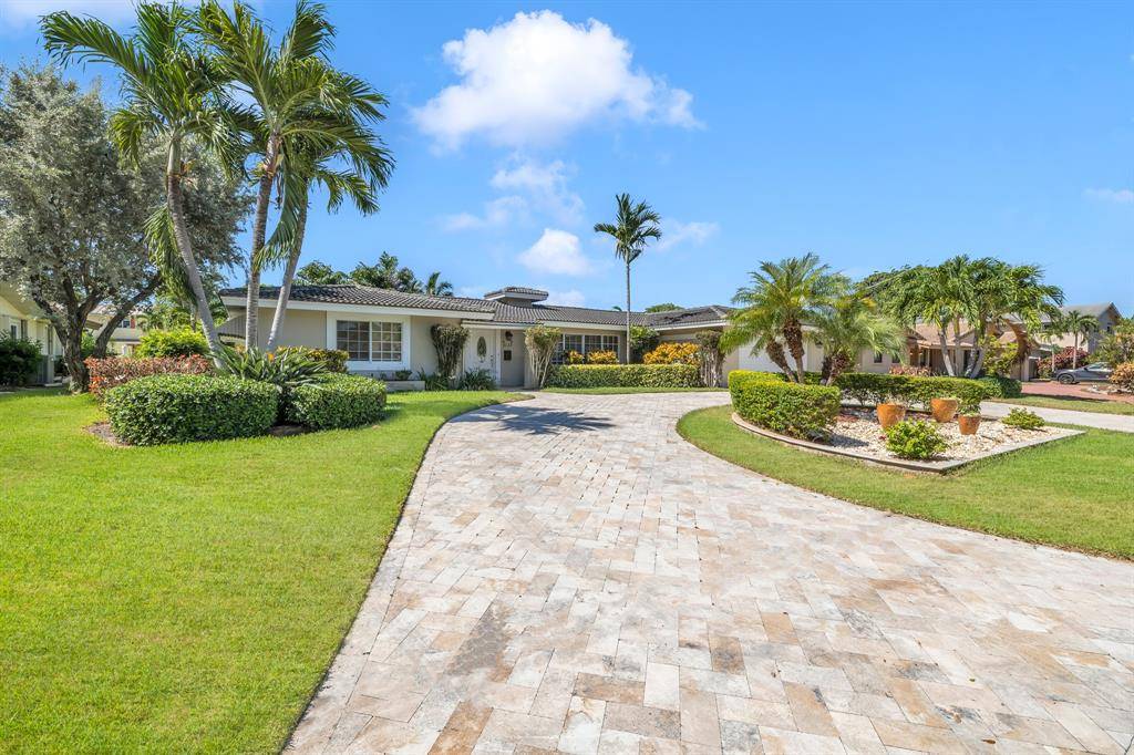 Lighthouse Point, FL 33064,2130 NE 32nd Ct