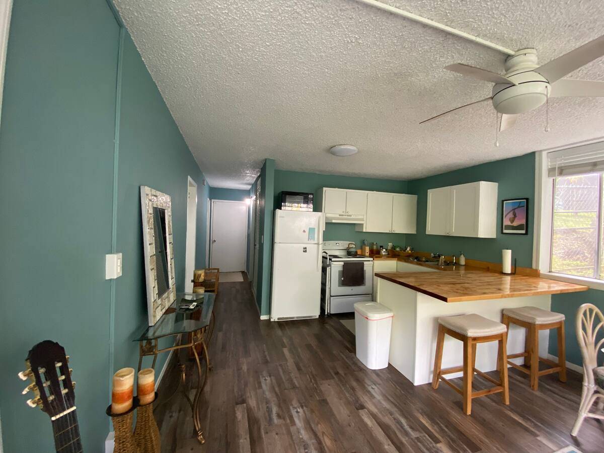 Hilo, HI 96720,360 KAUILA ST #101