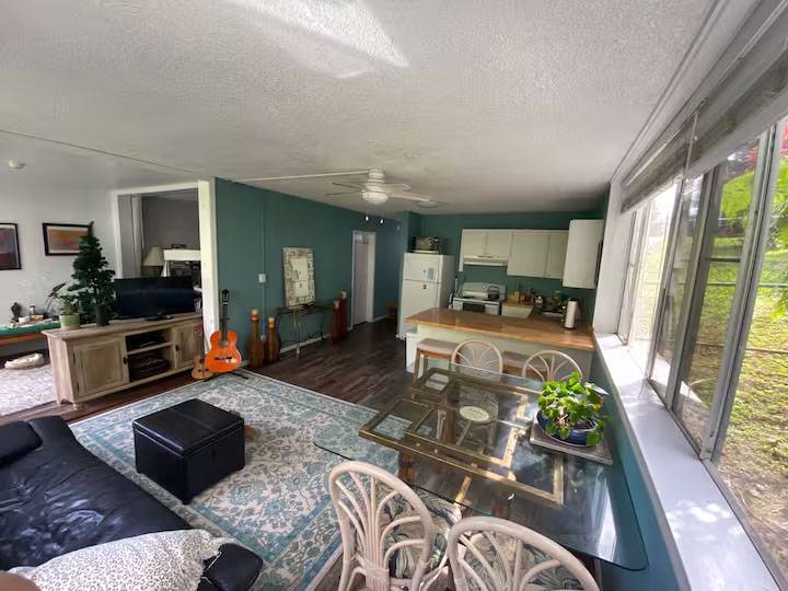 Hilo, HI 96720,360 KAUILA ST #101