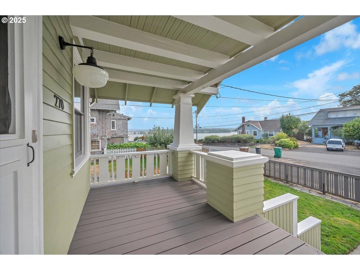 St Helens, OR 97051,270 COWLITZ ST