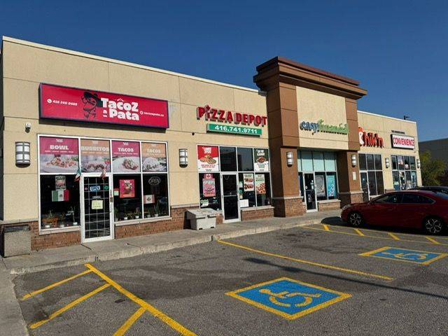 Toronto W04, ON M9N 0A3,2013 Lawrence AVE W #5A