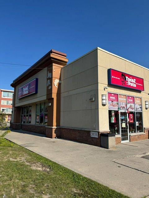 Toronto W04, ON M9N 0A3,2013 Lawrence AVE W #5A