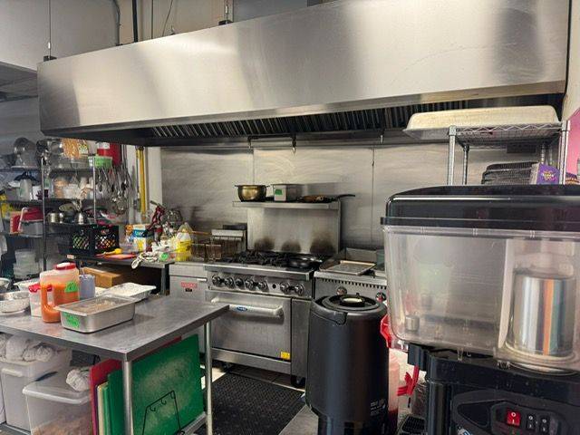 Toronto W04, ON M9N 0A3,2013 Lawrence AVE W #5A