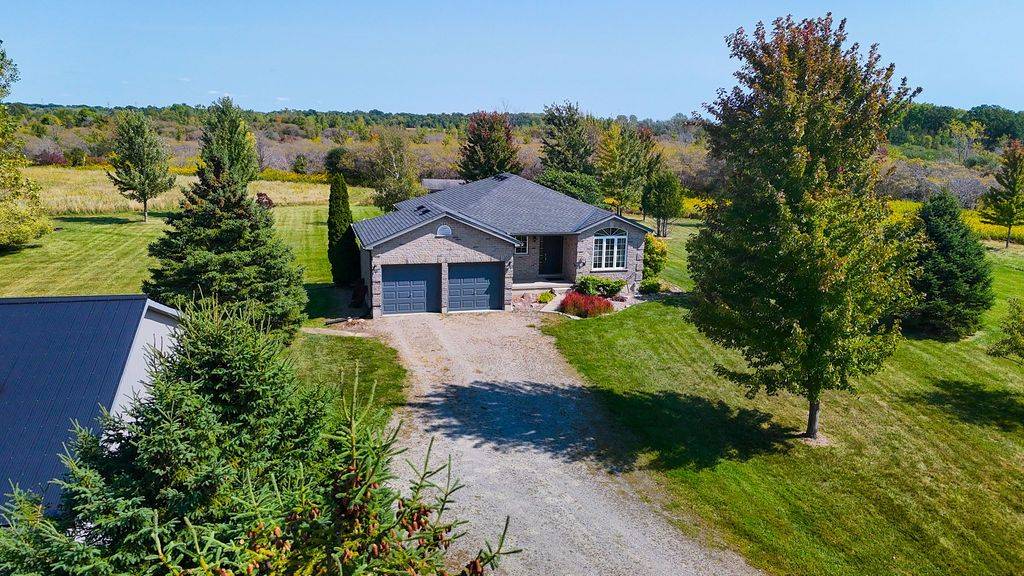 Southwest Middlesex, ON N0L 1T0,21250 Mayfair RD