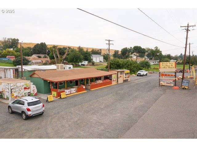 Umatilla, OR 97882,81700 Peach Tree Ln
