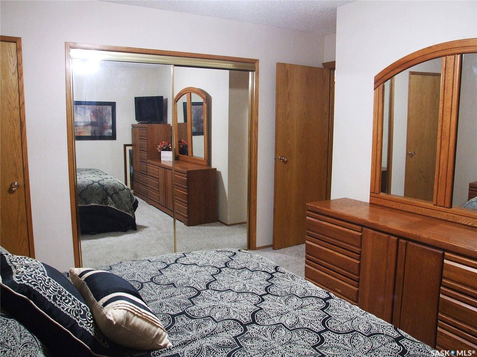 Richmound, SK S0N 2E0,108 Freeman STREET