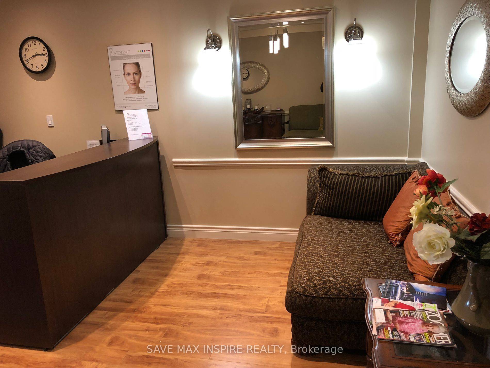 Toronto W10, ON M9V 5G5,1525 Albion RD