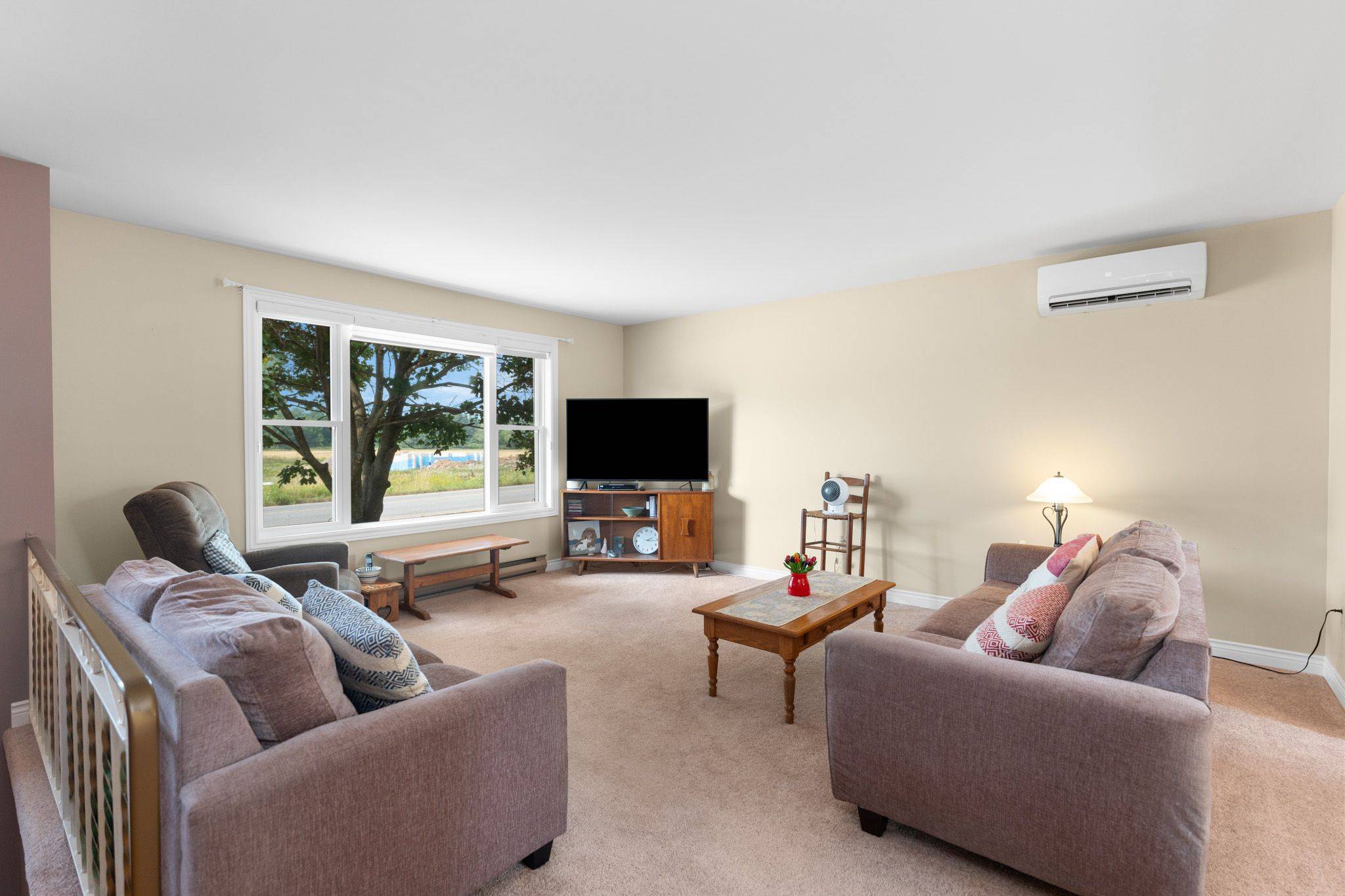 Leeds And The Thousand Islands, ON K0H 2N0,113 Main ST