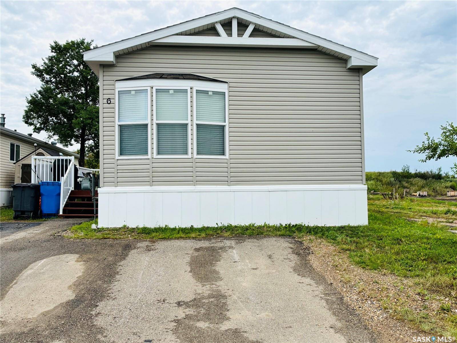 Estevan, SK S4A 3A7,2004 Alice ROAD #6